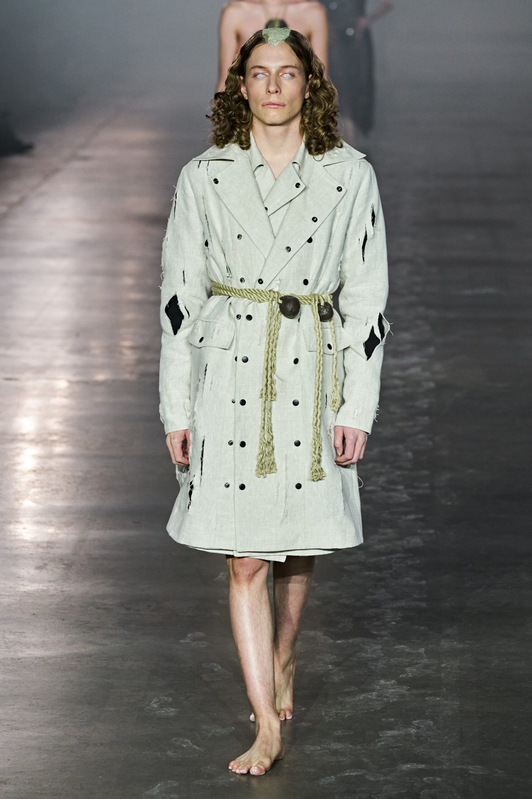 beige cotton relaxed trench coat