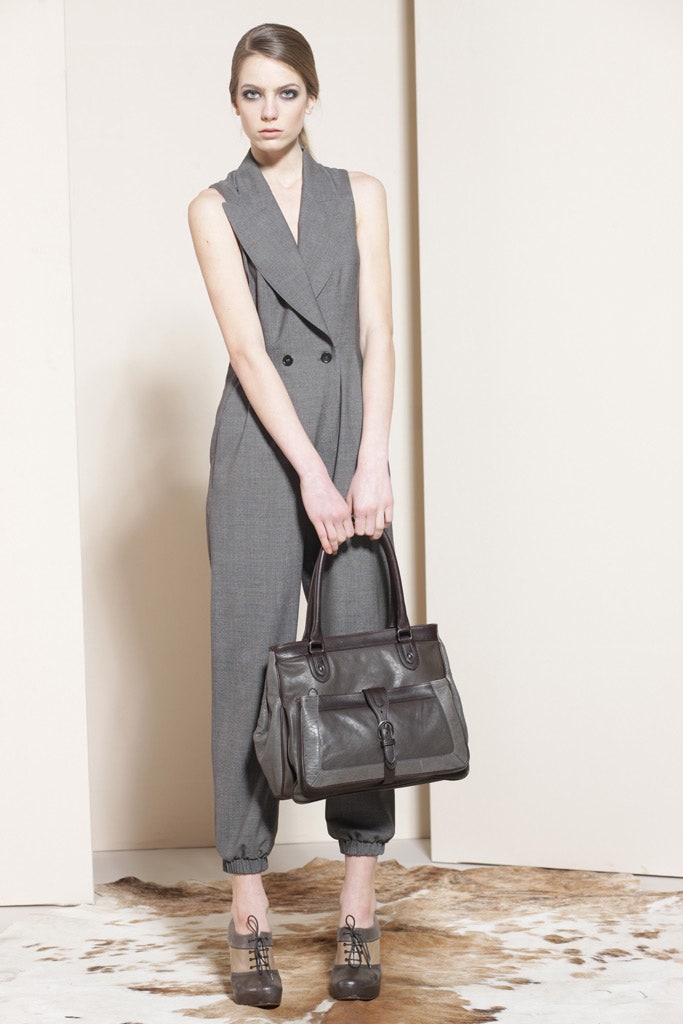 gray fitted sleeveless jumpsuit