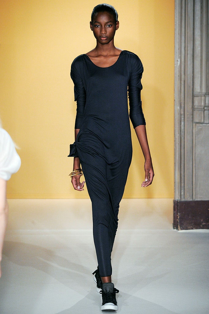 fitted black cotton dress
