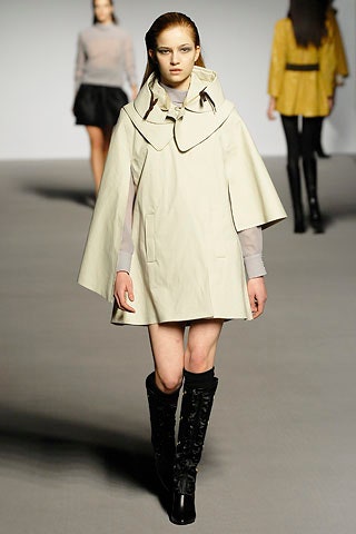 beige cotton sleeveless collared relaxed structured short cape