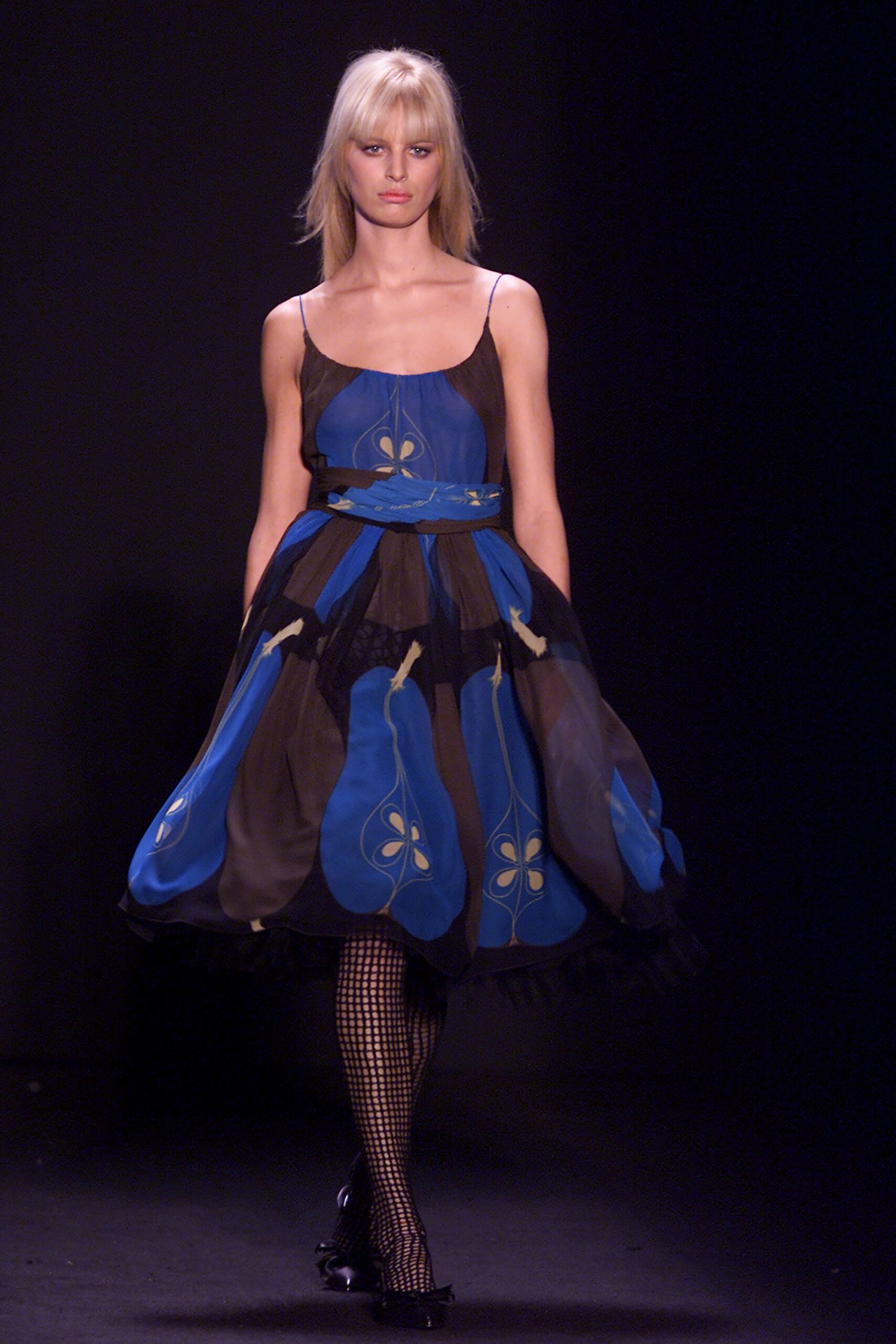 blue printed sleeveless dress