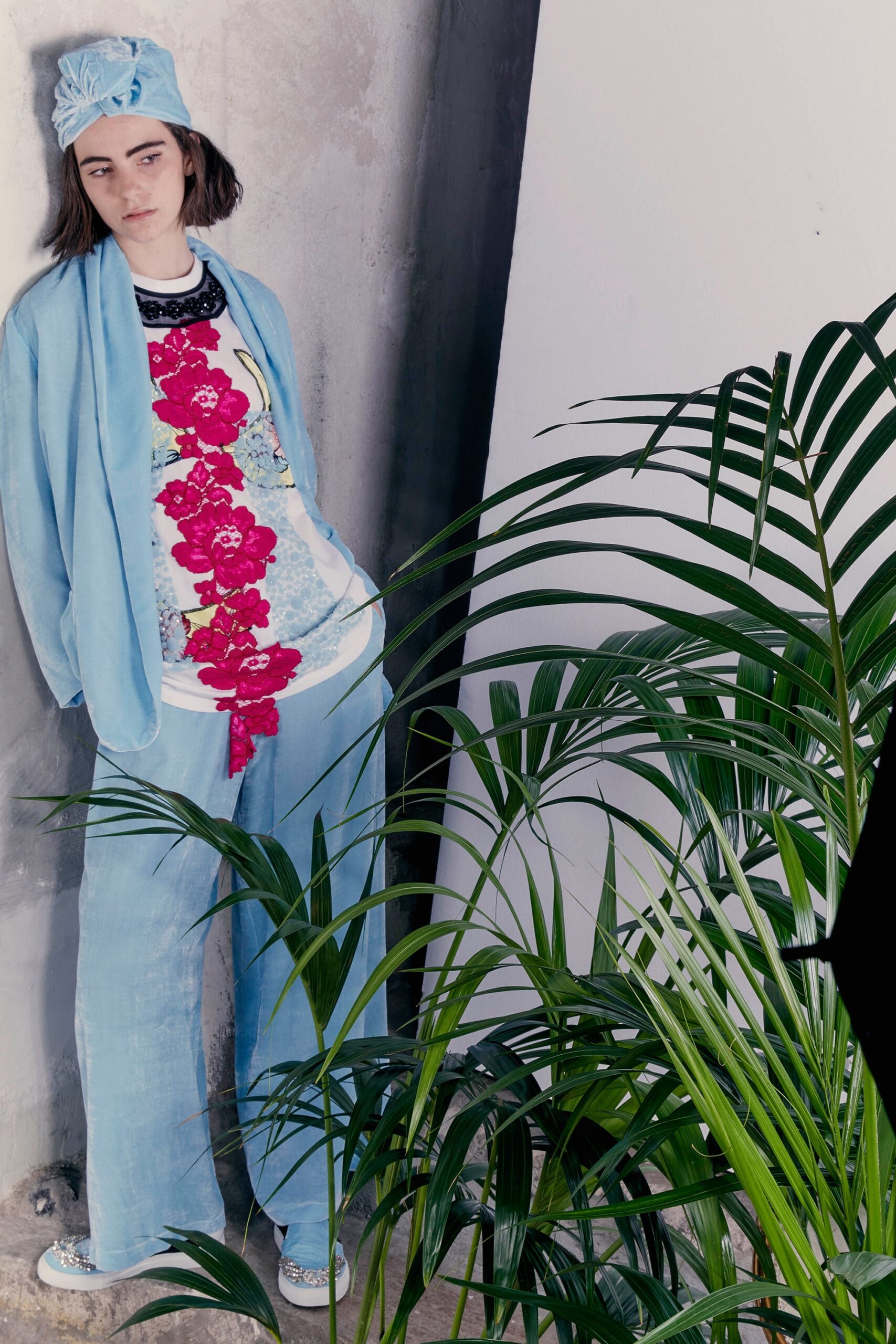 blue linen relaxed wide-leg pants