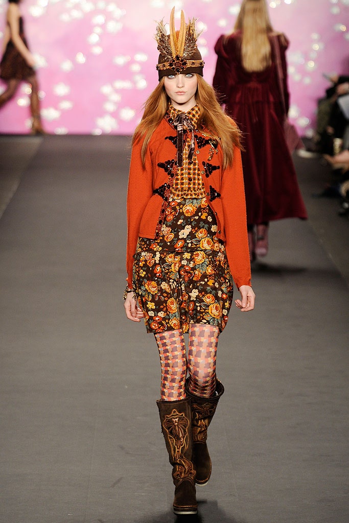 brown leather fitted embroidered boots