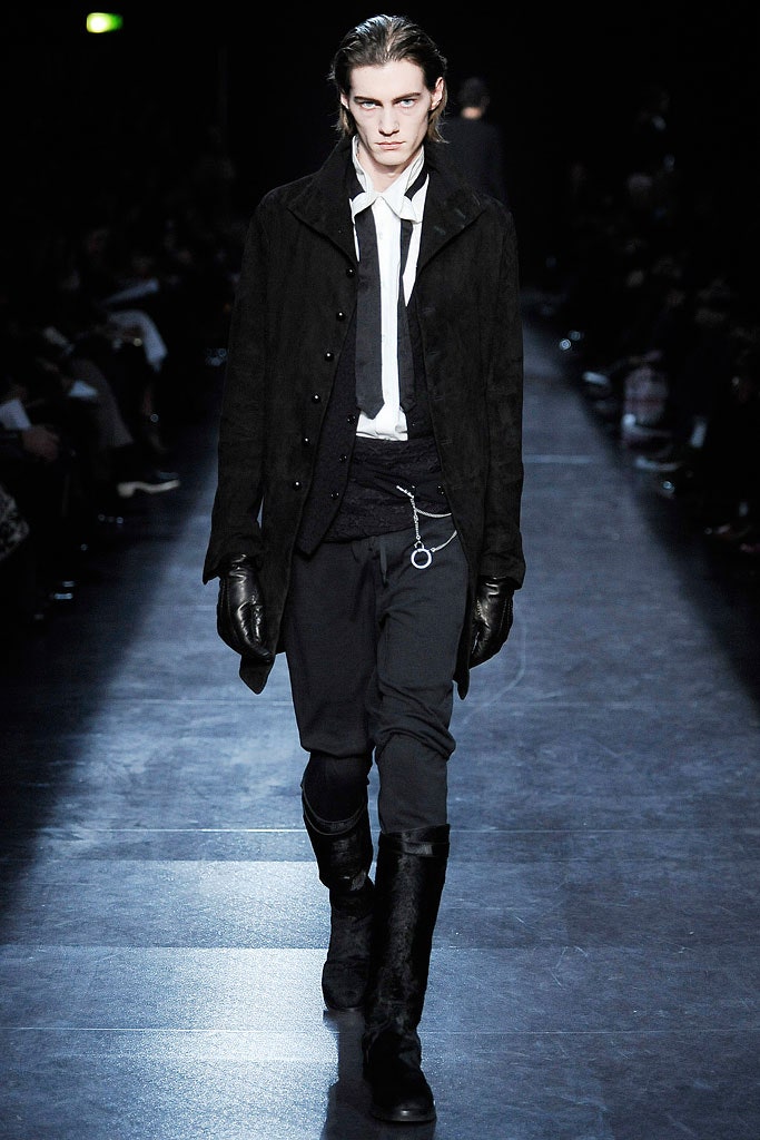 black suede long-sleeve collared fitted zippered coat
