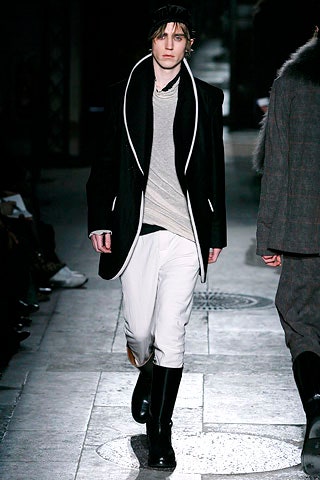 Ann Demeulemeester F/W 07 Menswear Look 70