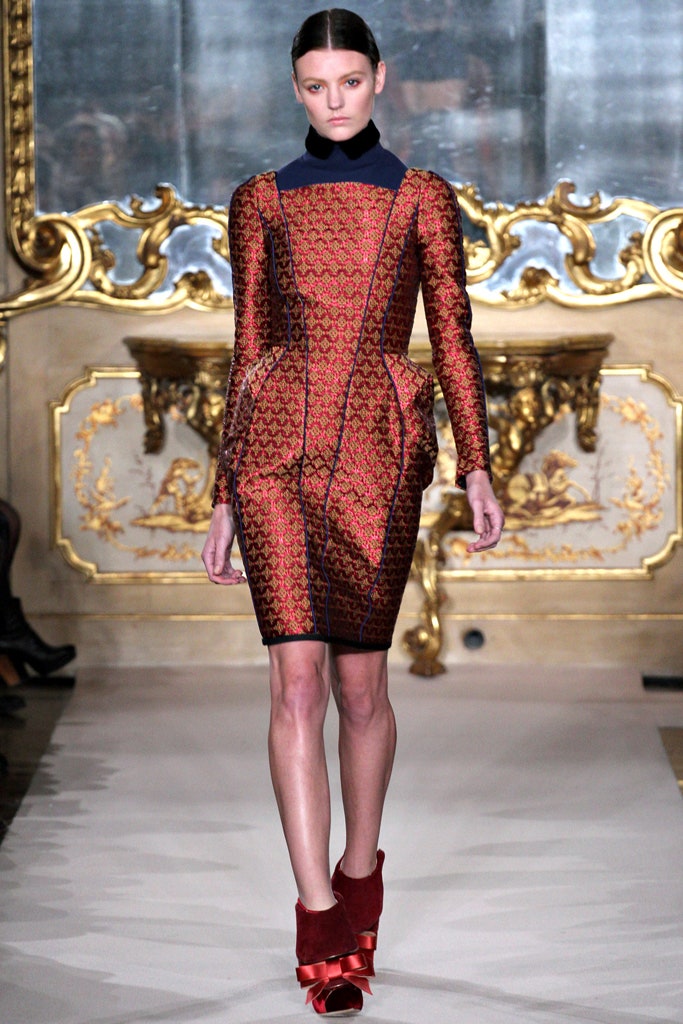 red and blue fitted dress