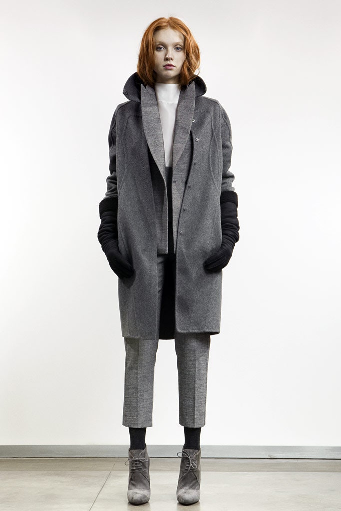 gray wool long-sleeve collared relaxed buttoned coat