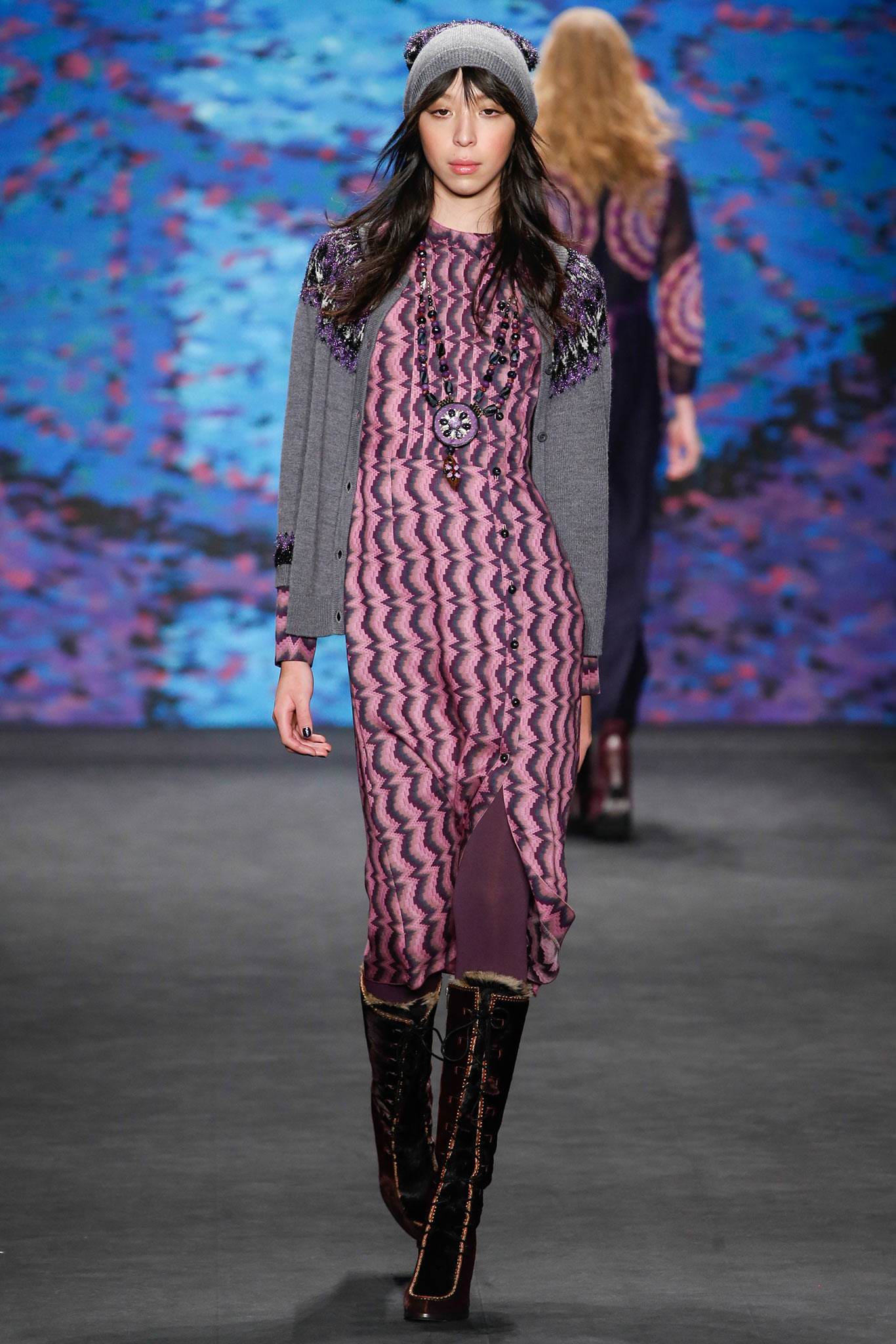 purple cotton long-sleeve v-neck fitted printed draped dress