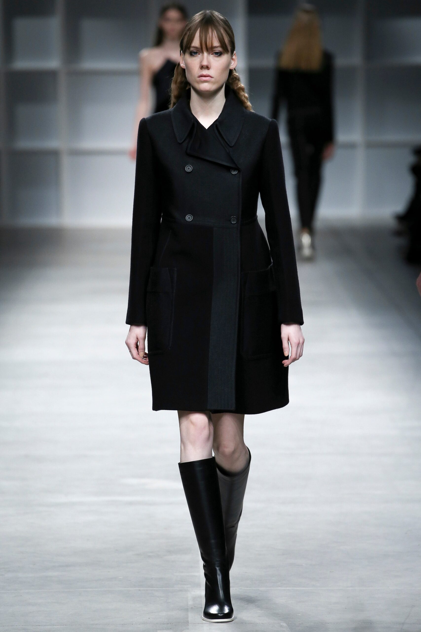 fitted black wool coat