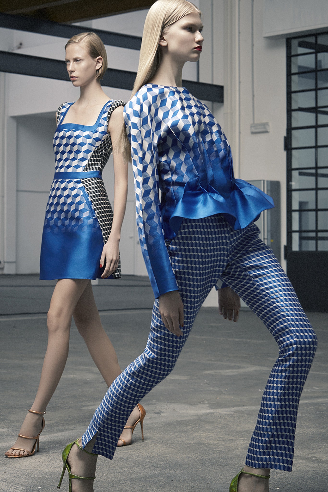 blue silk slim printed straight-leg pants