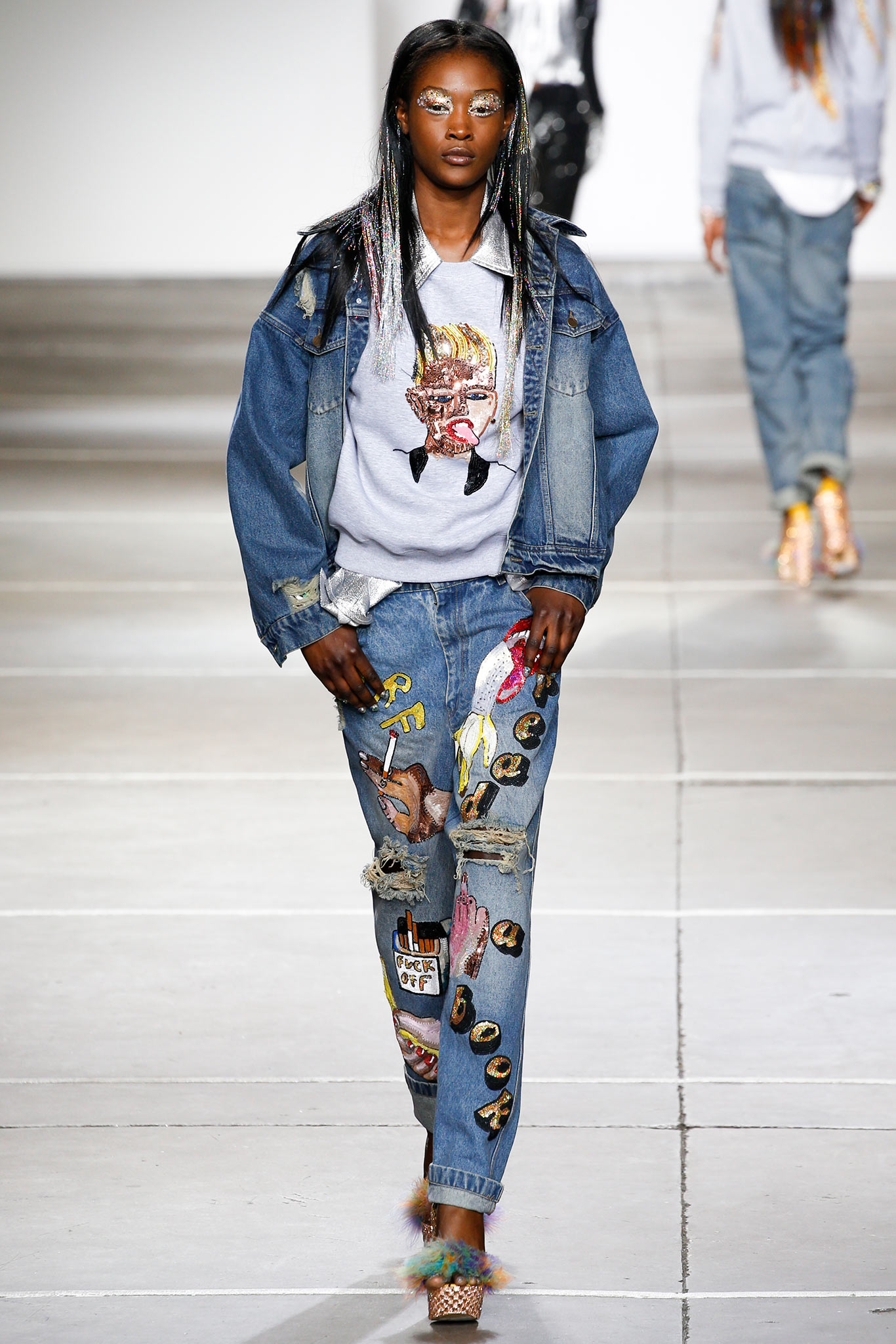 blue denim slim distressed pants