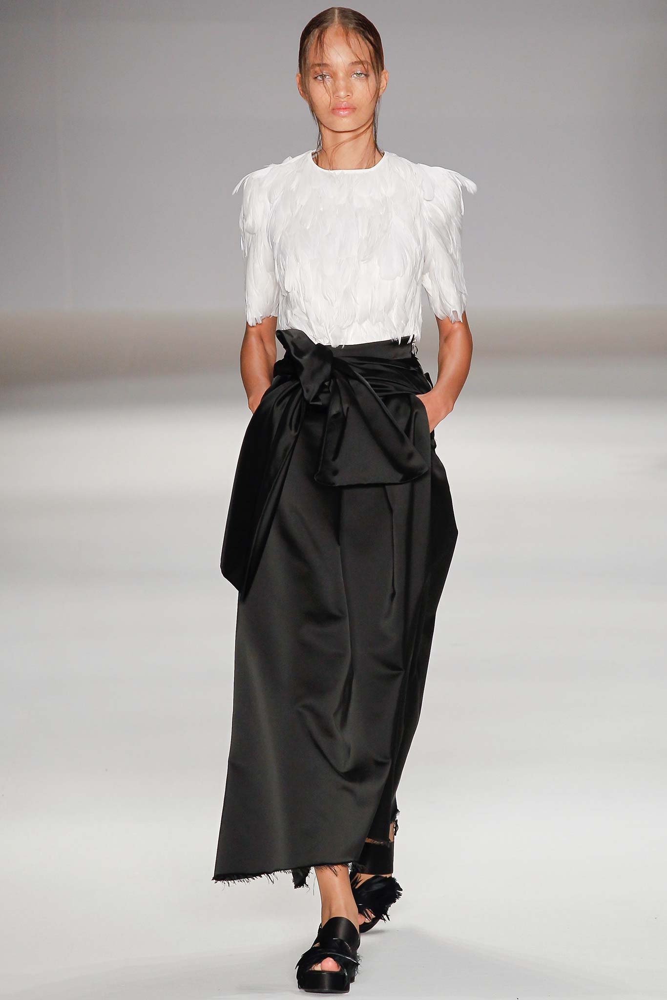 white feather short-sleeve collared fitted ruffled top