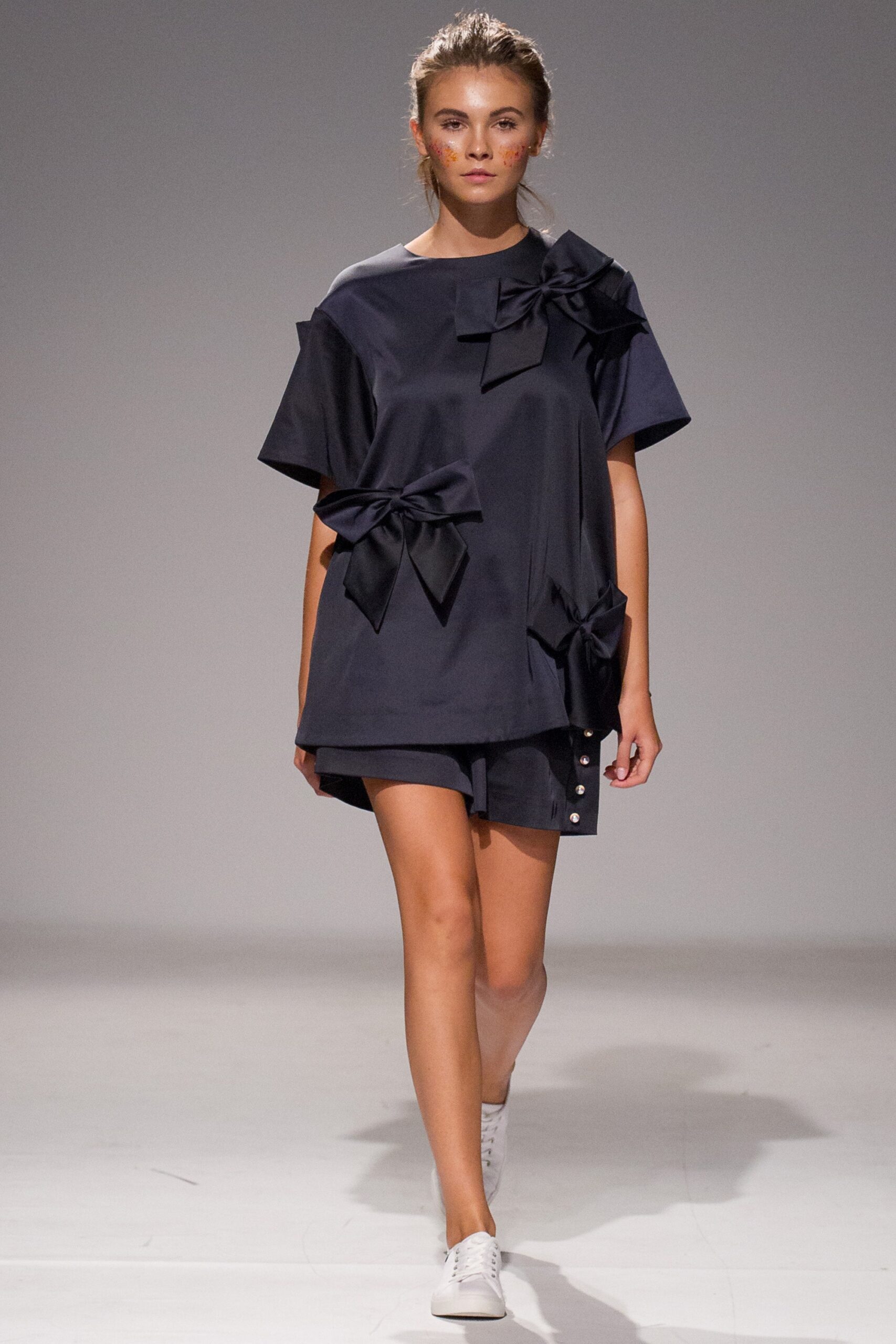 Anna K Kiev S/S 16 Look 202