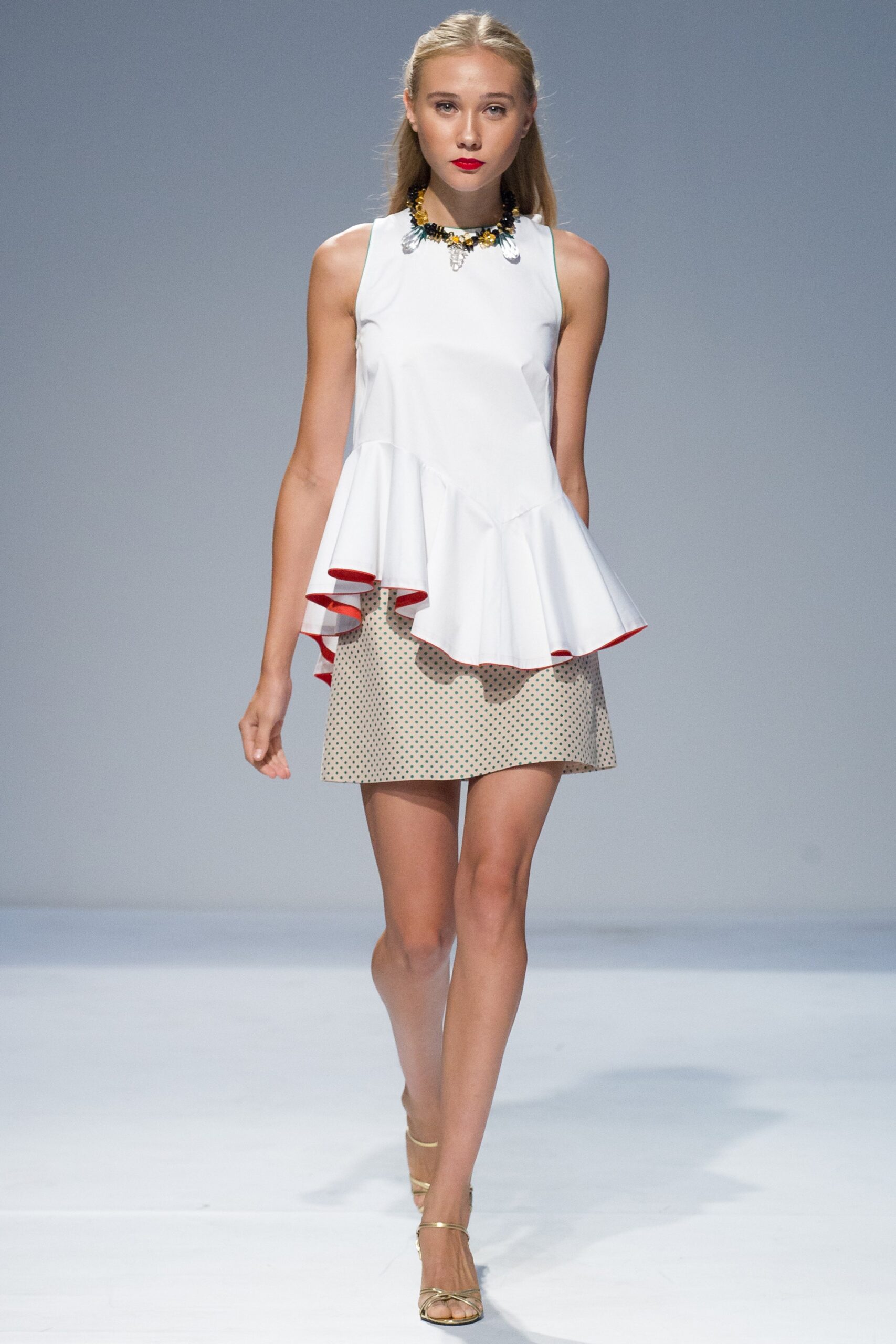 beige cotton fitted polka-dot short skirt