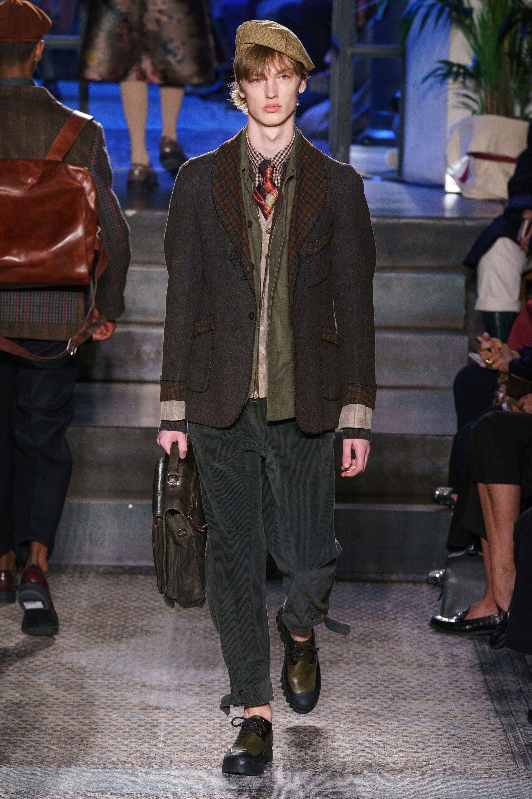 brown wool long-sleeve collared tailored buttoned blazer