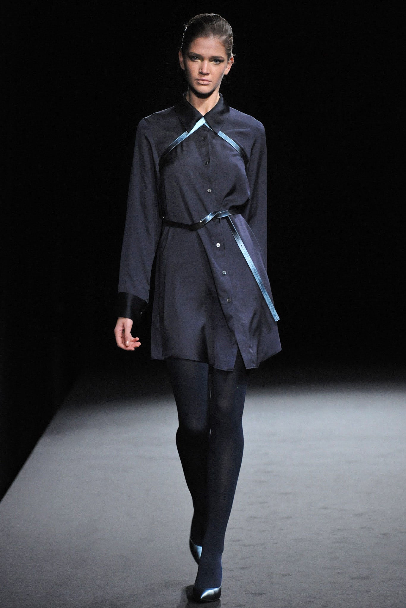 black fitted shirt-dress