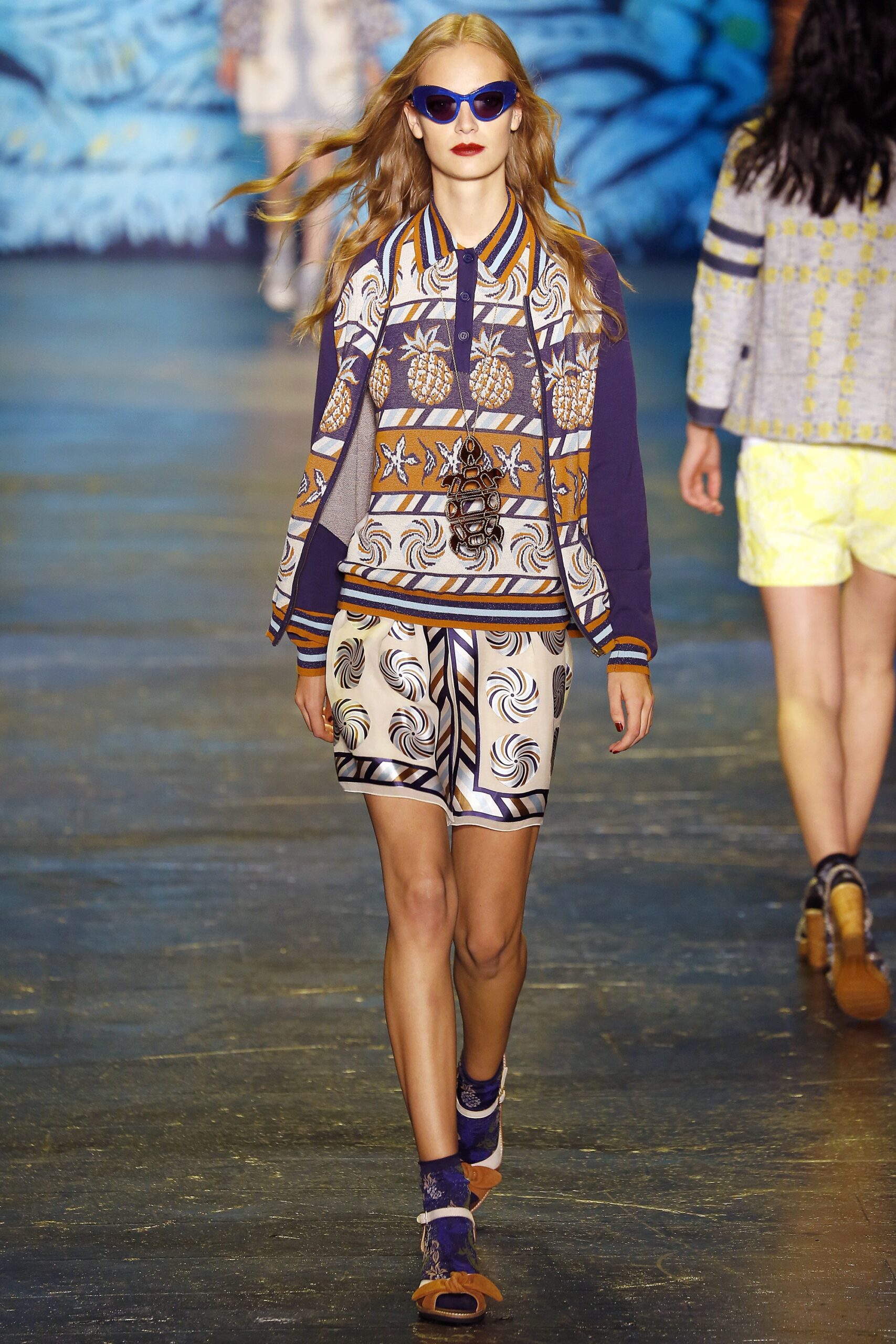 blue cotton long-sleeve collared fitted zippered printed jacket