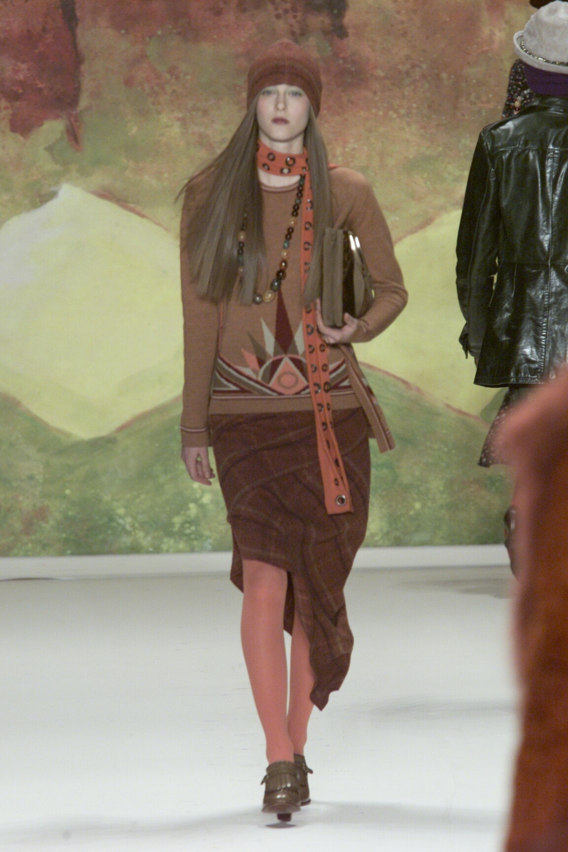 brown printed midi dress with hat