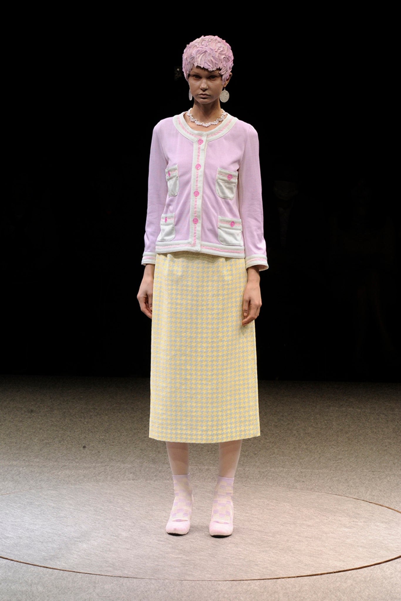 pink cardigan and yellow pencil skirt