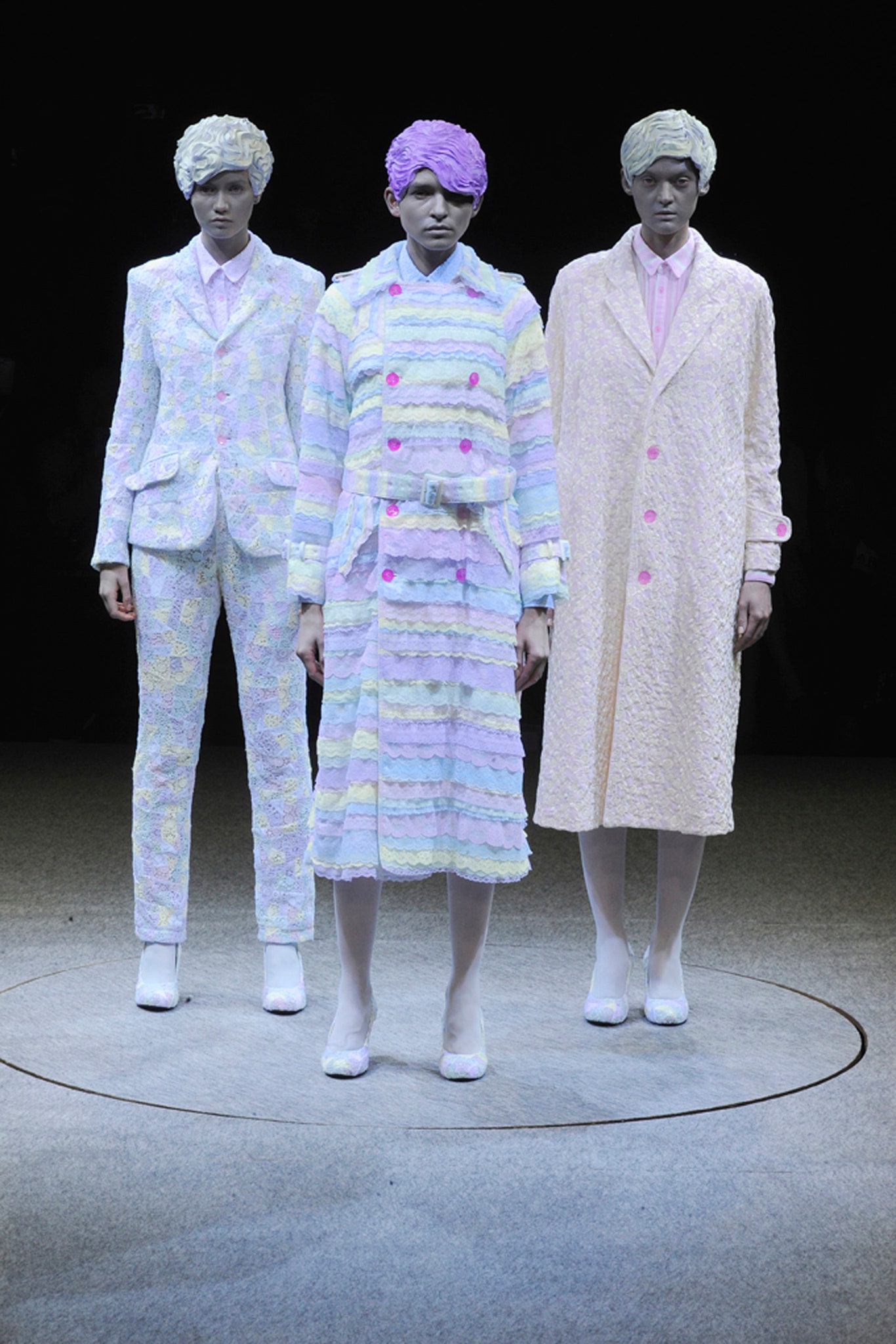 multi lace long-sleeve collared fitted layered buttoned suit