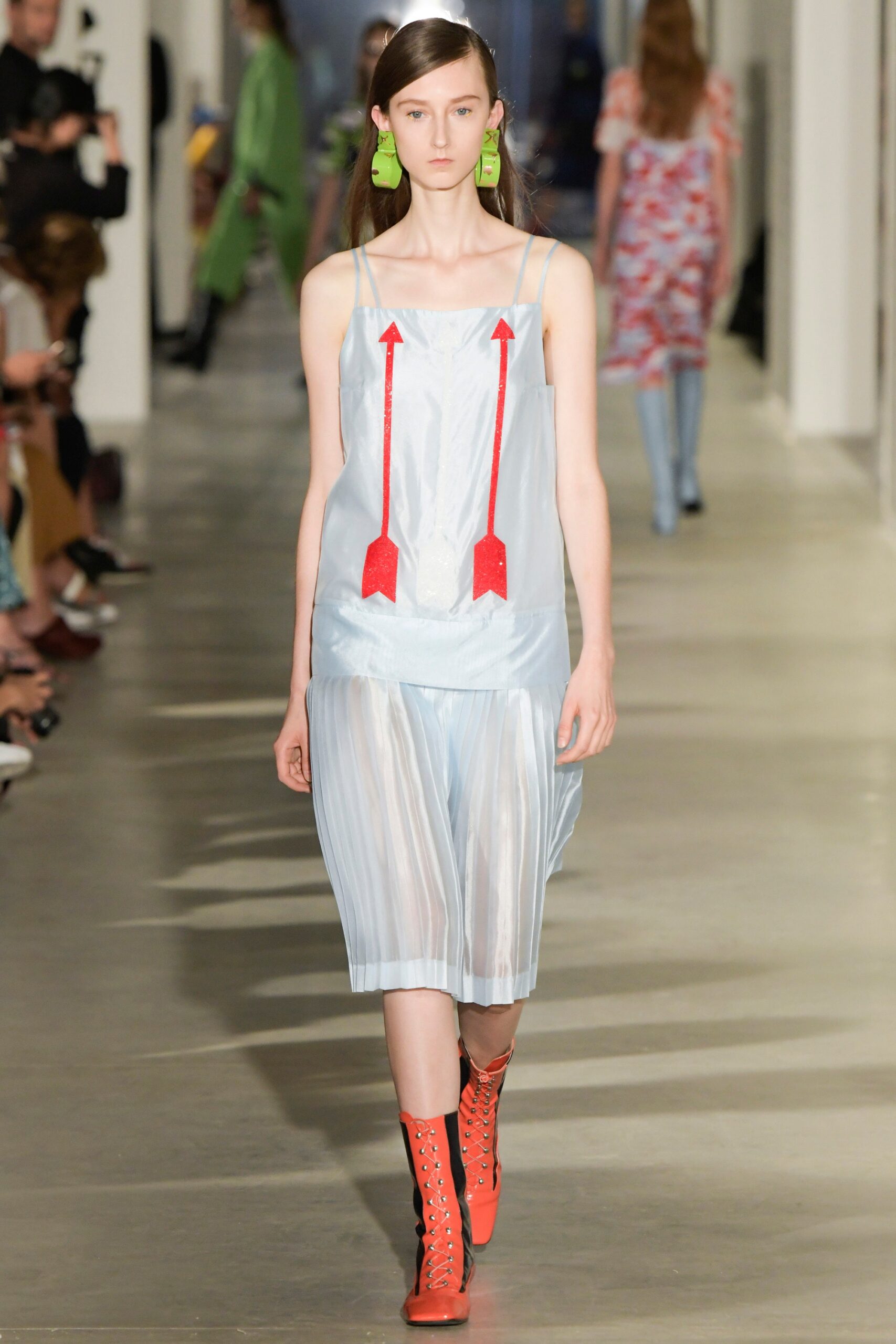 blue pleated midi dress with orange boots