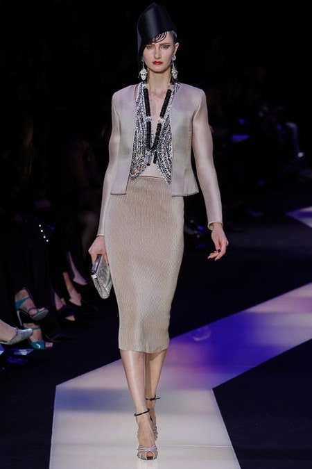 beige silk long-sleeve collared fitted embroidered jacket