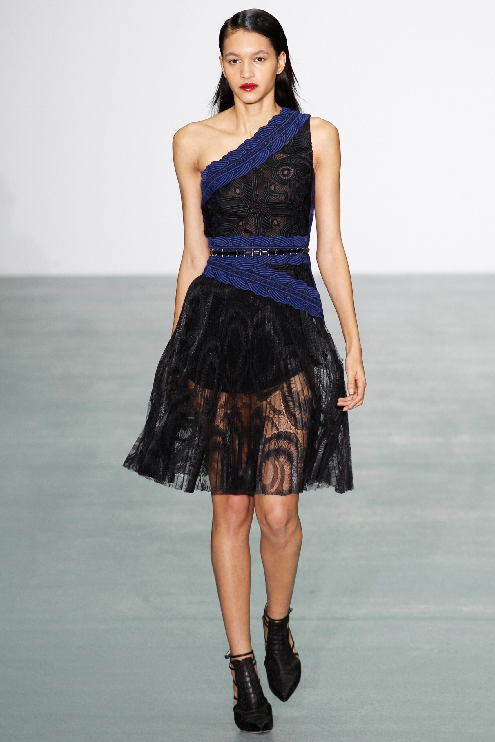 black lace asymmetric dress