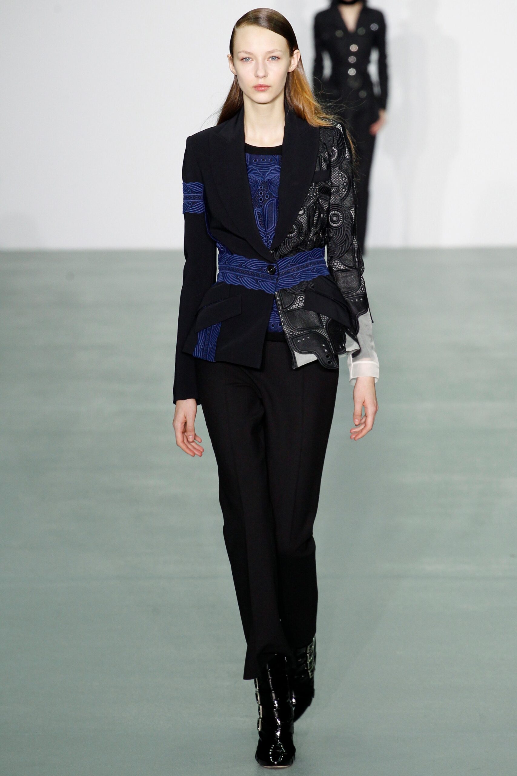 black cotton long-sleeve collared tailored buttoned layered blazer
