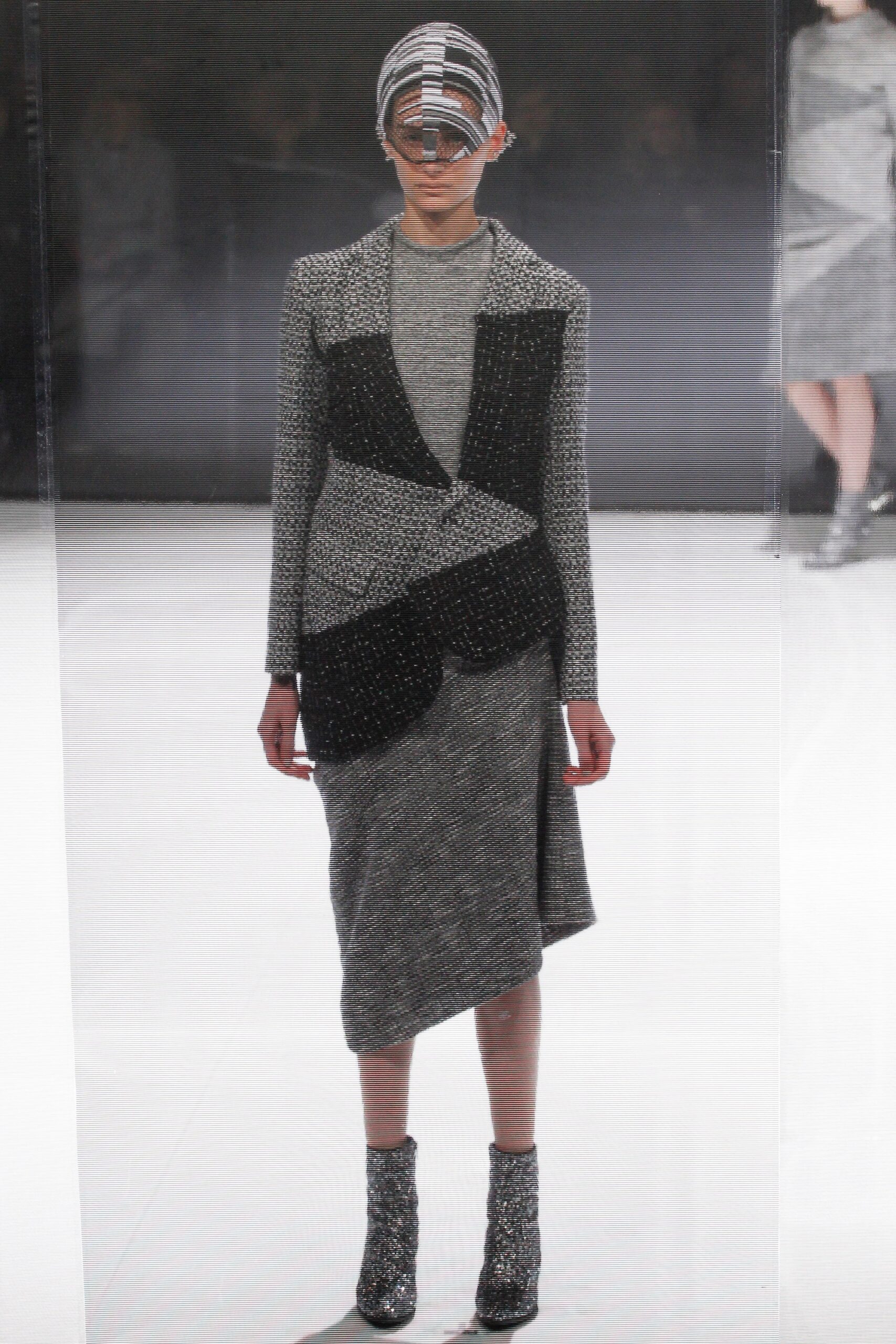 asymmetric black and gray blazer