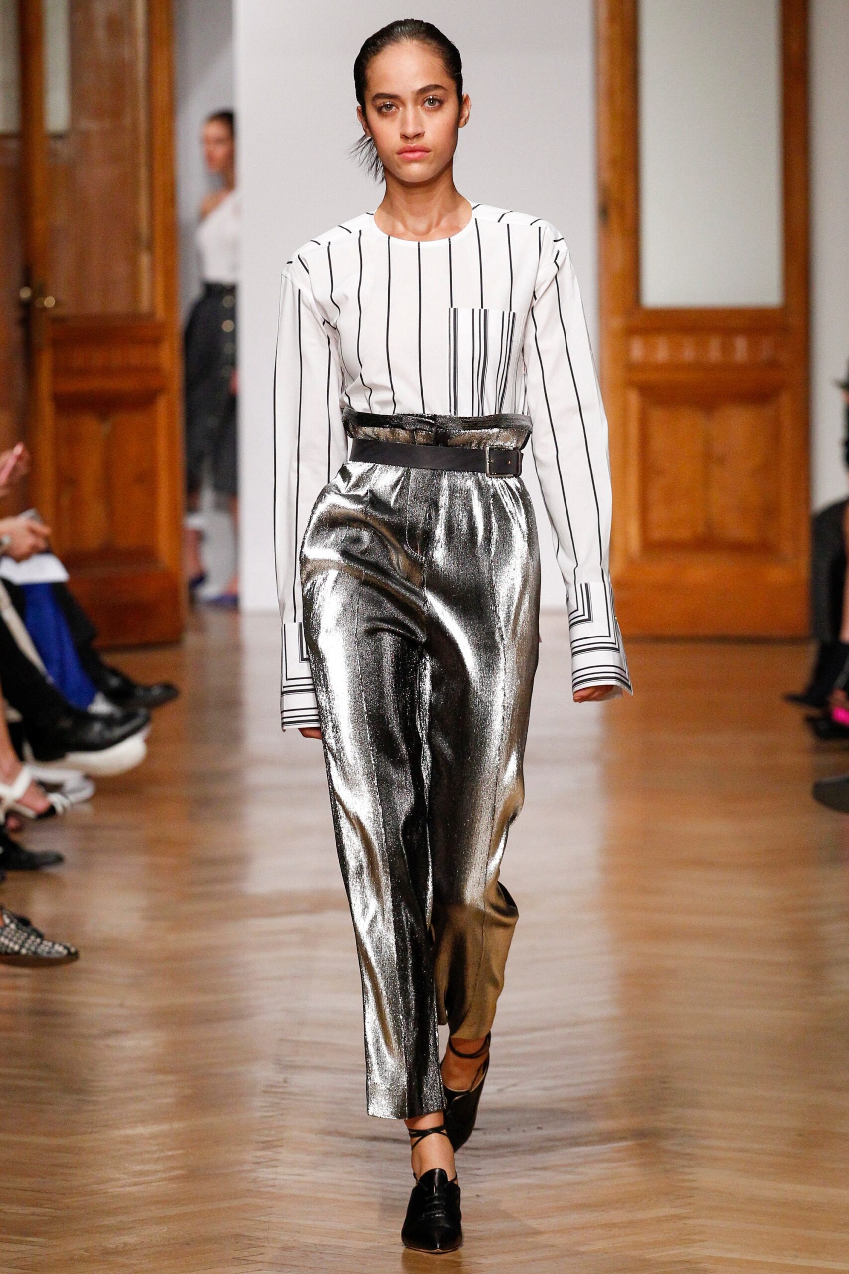 gray metallic tailored straight-leg shiny pants