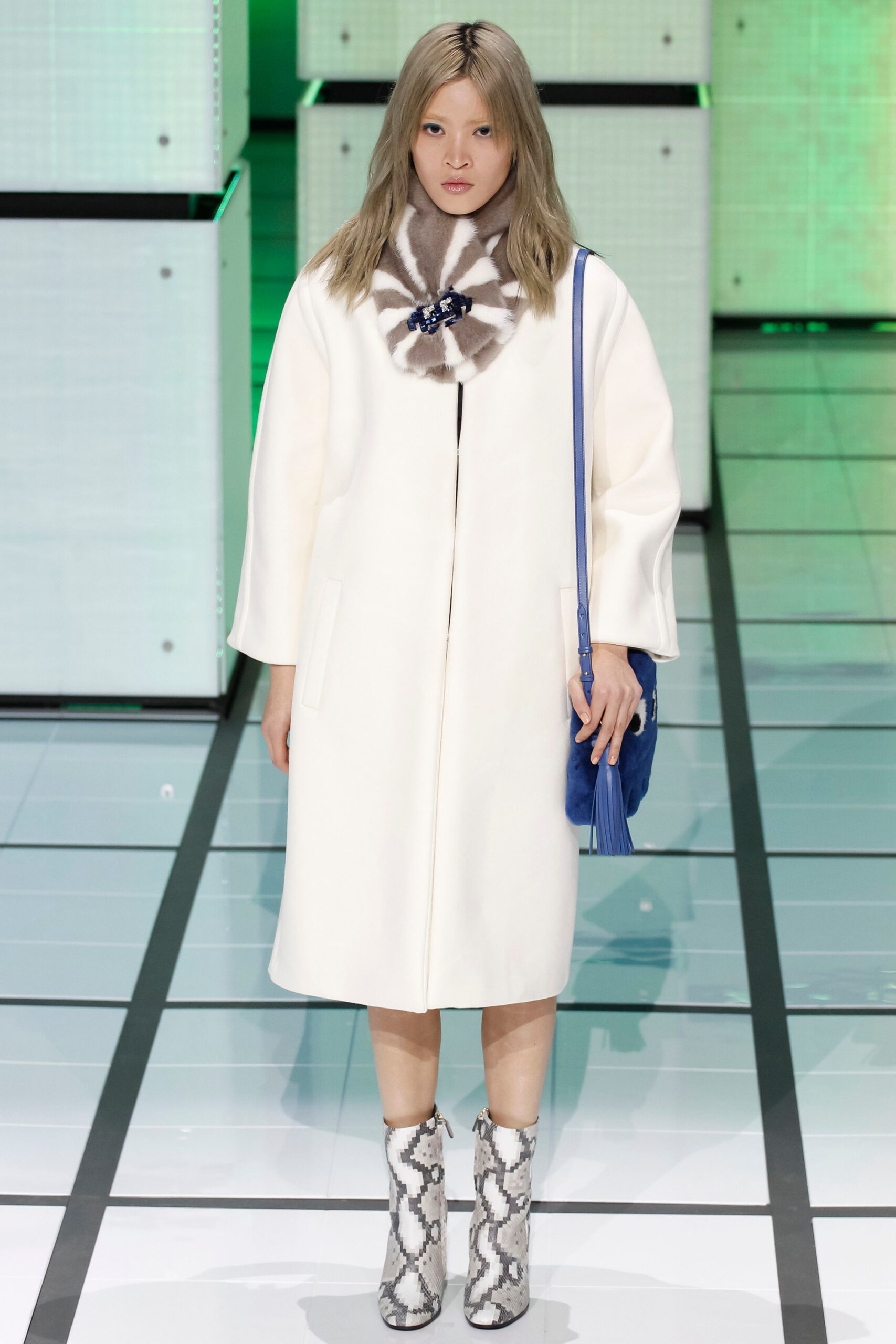 white wool relaxed coat