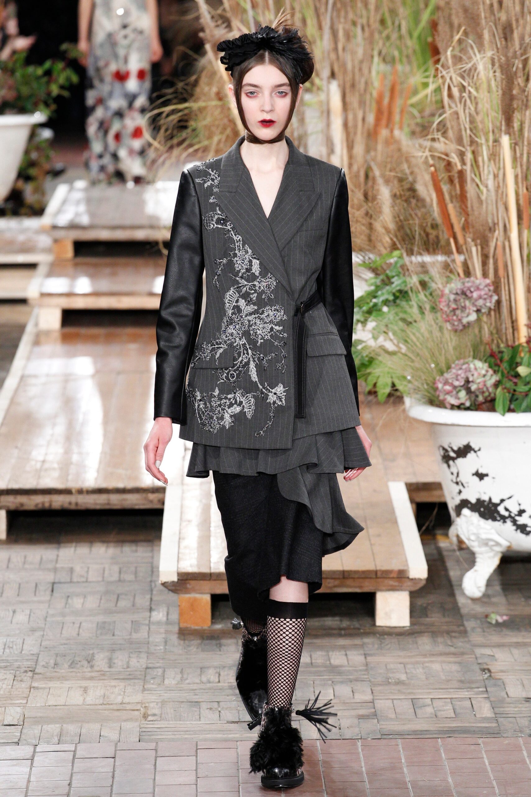 black gray tailored blazer and skirt