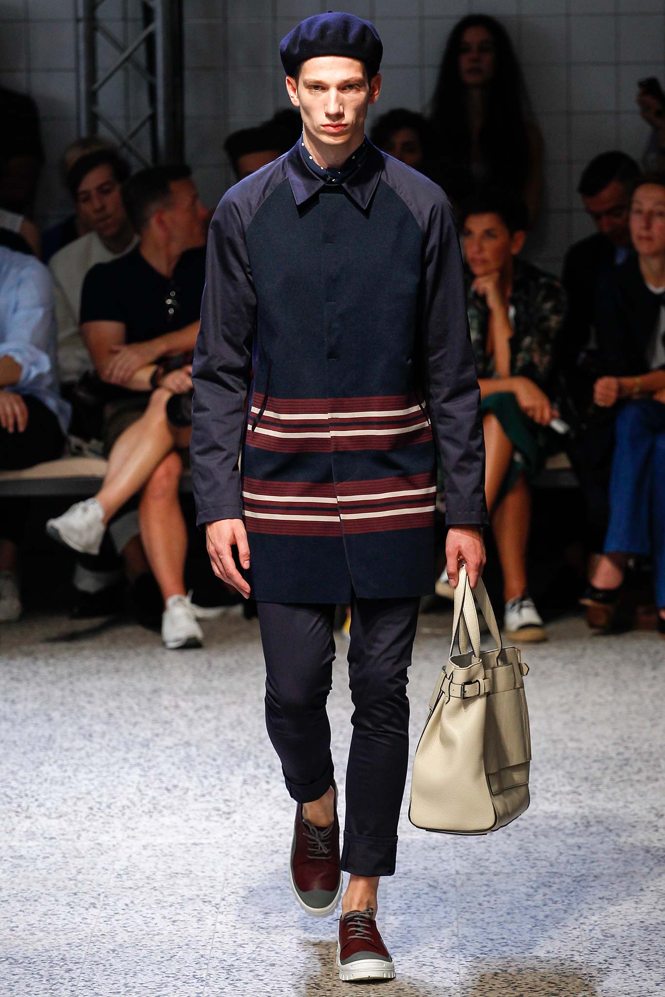 blue cotton long-sleeve collared fitted buttoned color-blocked coat