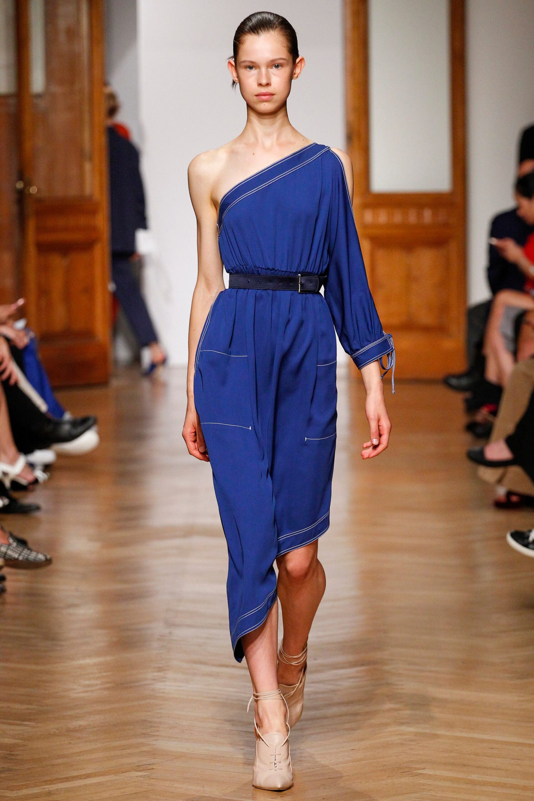 blue asymmetric sleeveless dress