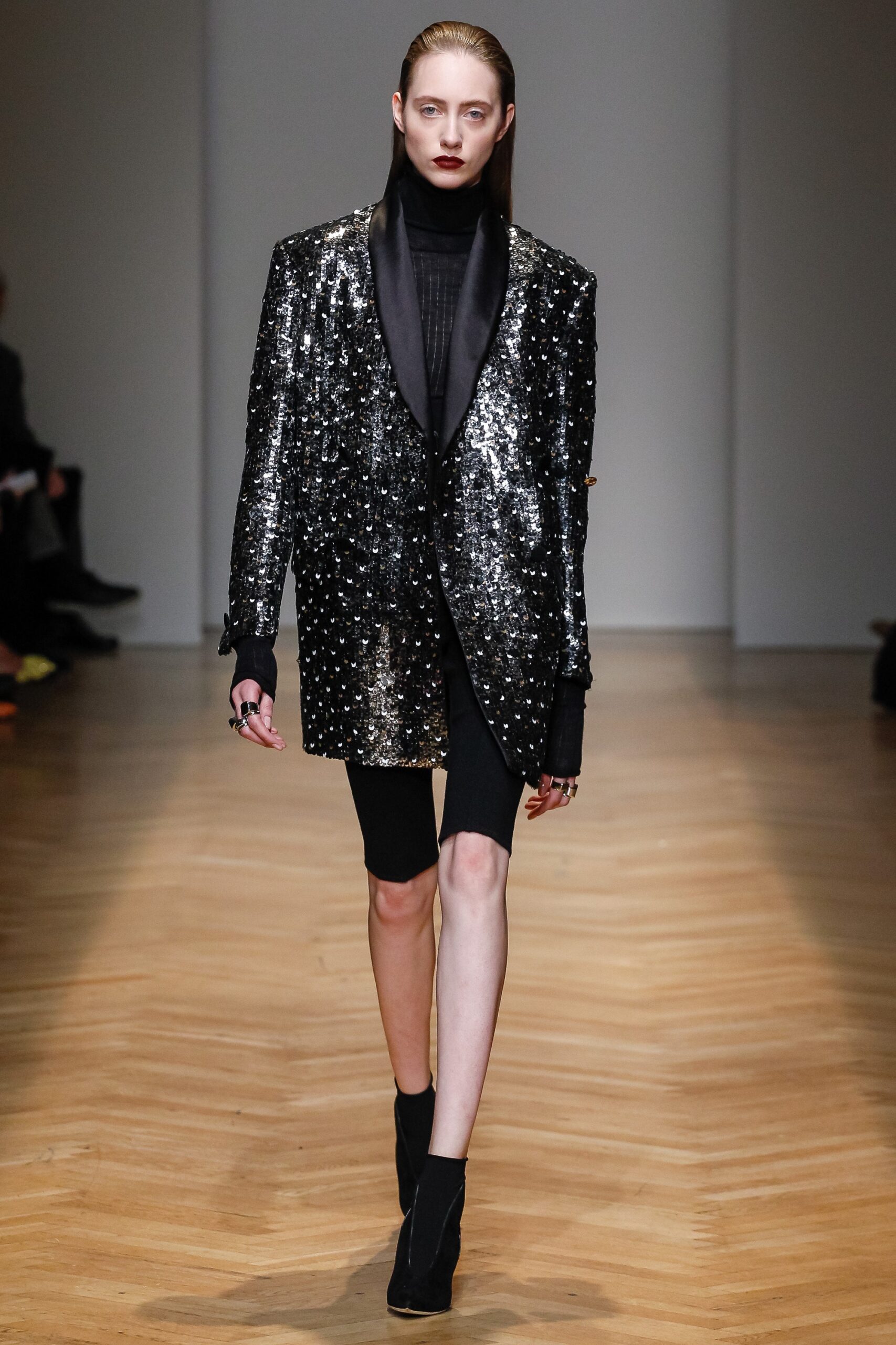 black sequin long-sleeve collared fitted buttoned embellished blazer