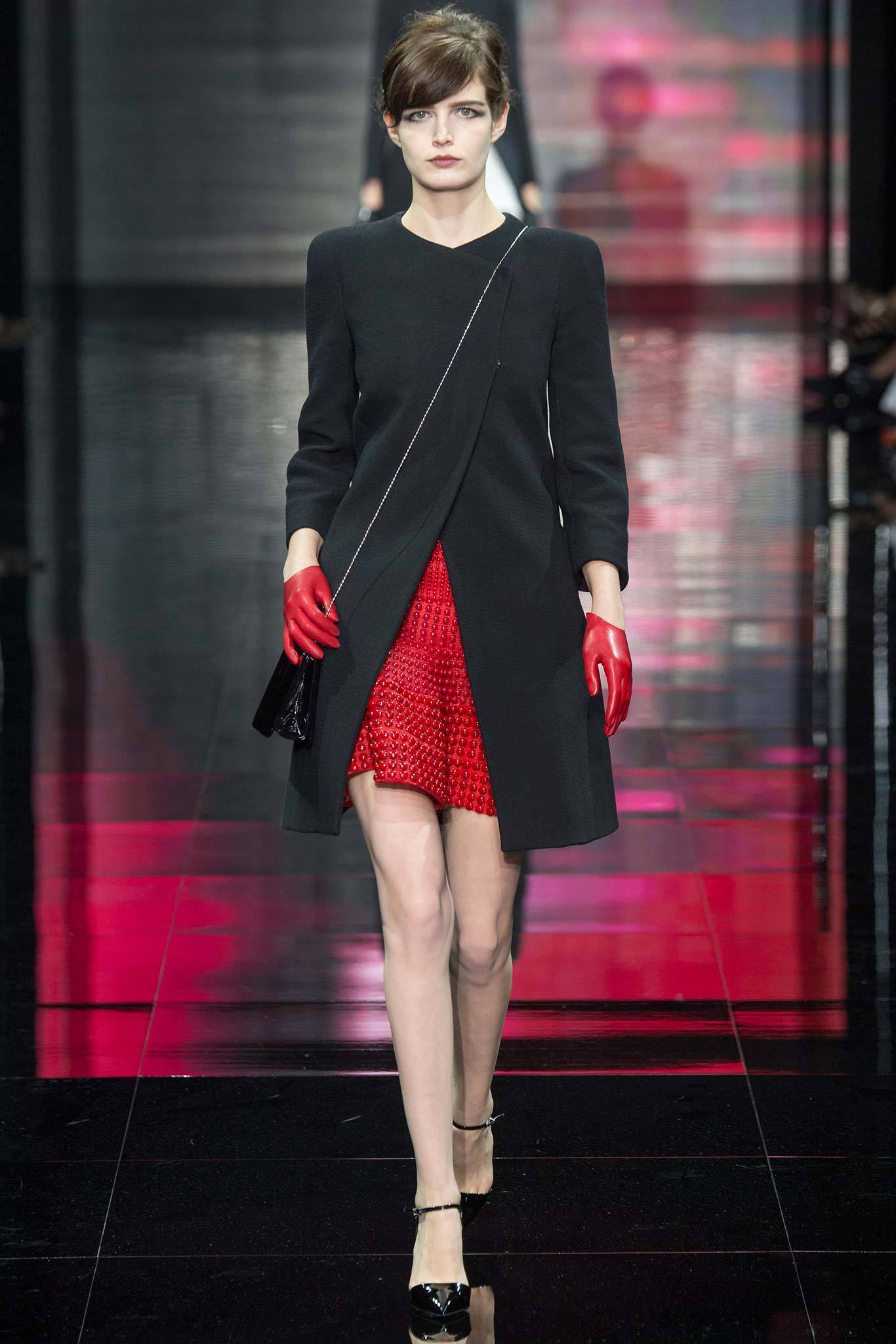 red leather fitted gloves