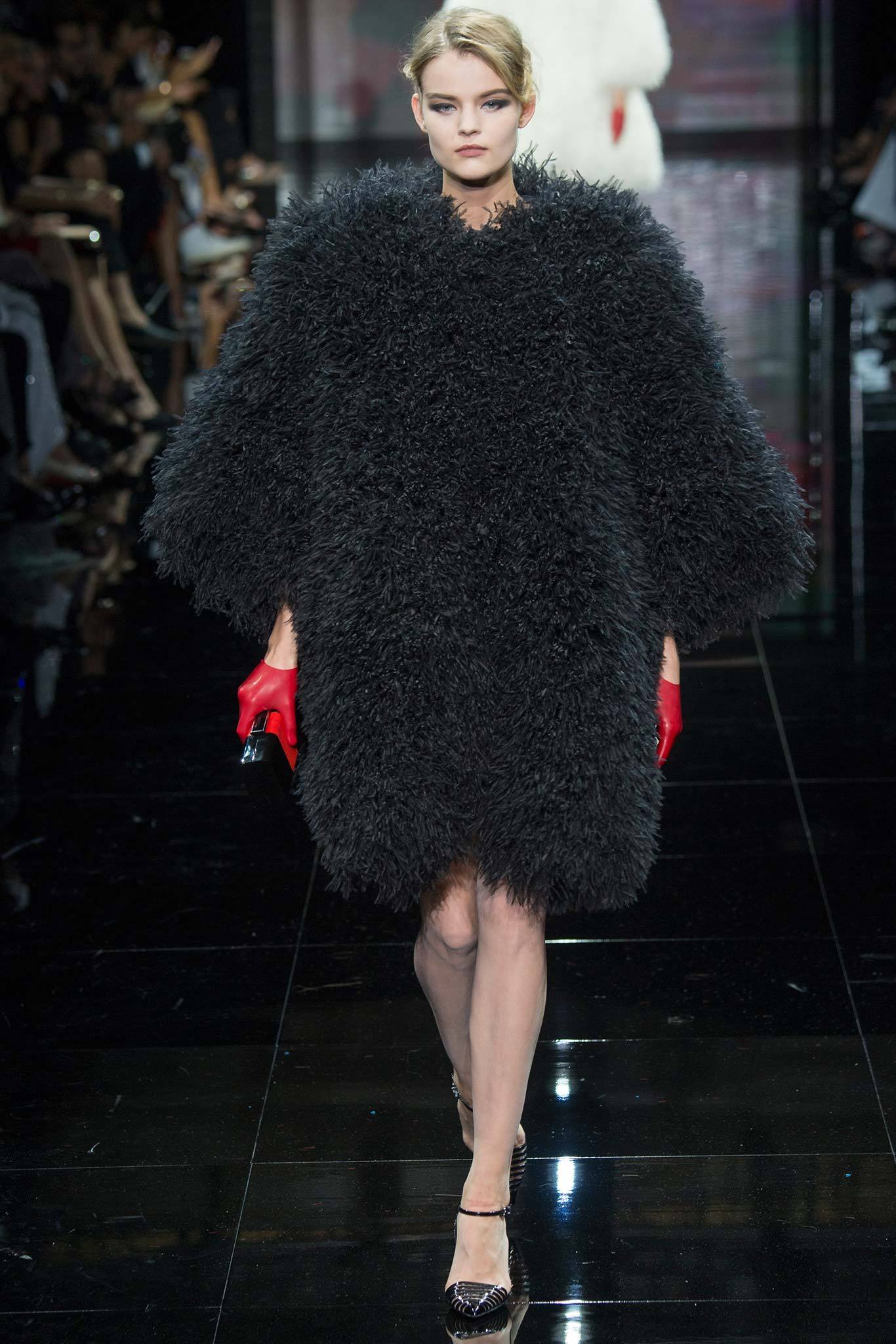 black fur long-sleeve oversized layered textured coat