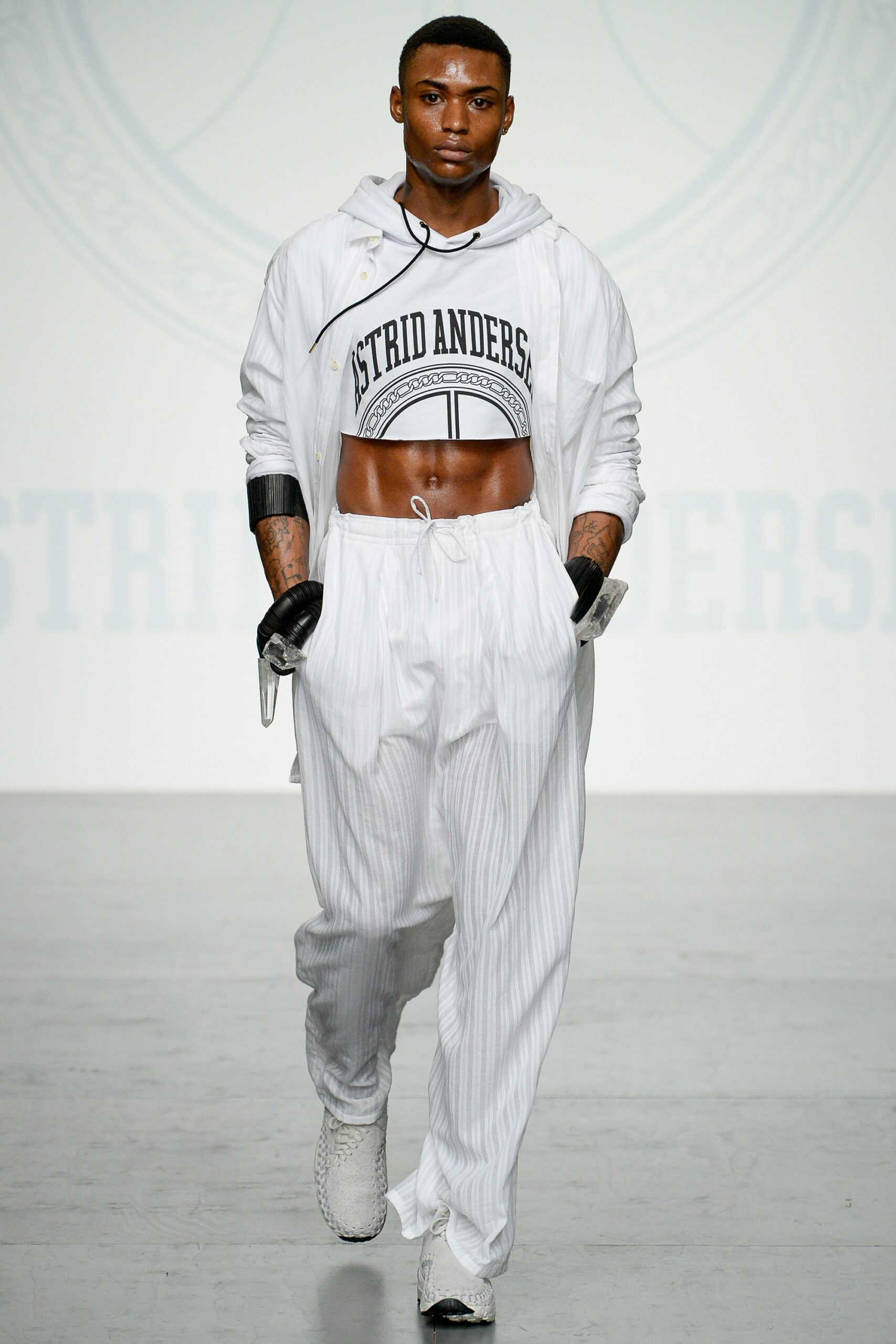 white cropped hoodie and relaxed pants