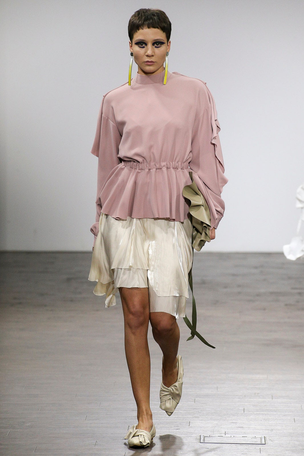 Atelier Kikala Tbilisi S/S 17 Look 144