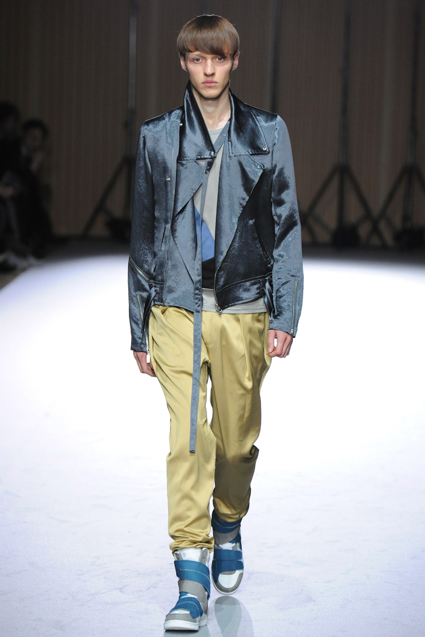 blue silk long-sleeve collared fitted zippered shiny jacket