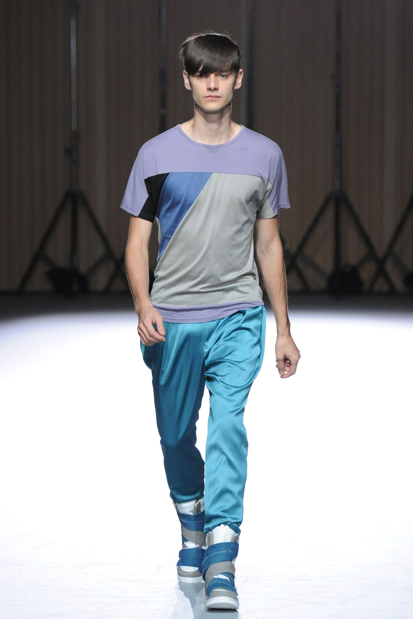 color-blocked t-shirt and relaxed pants