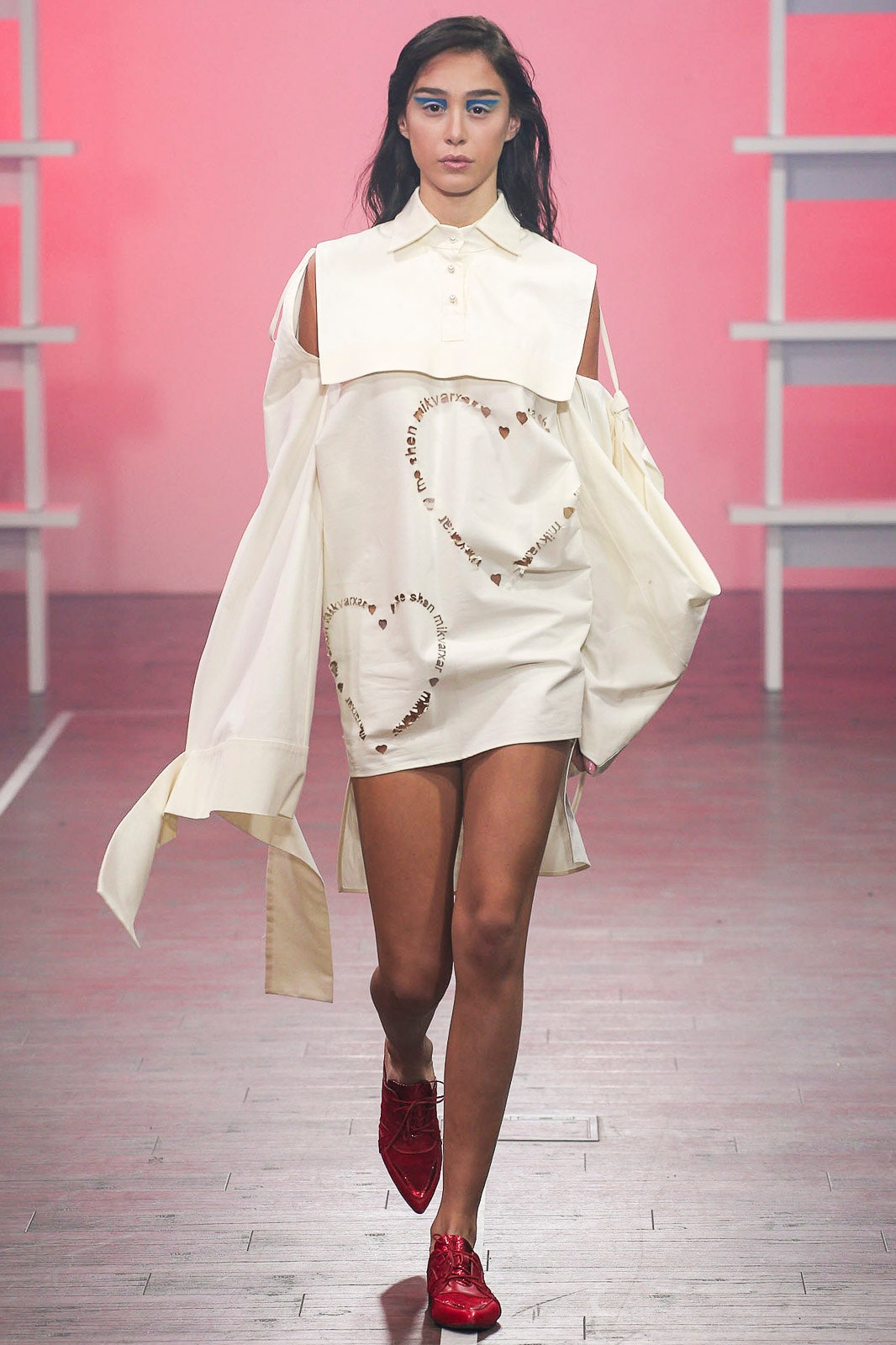 white relaxed shirt-dress