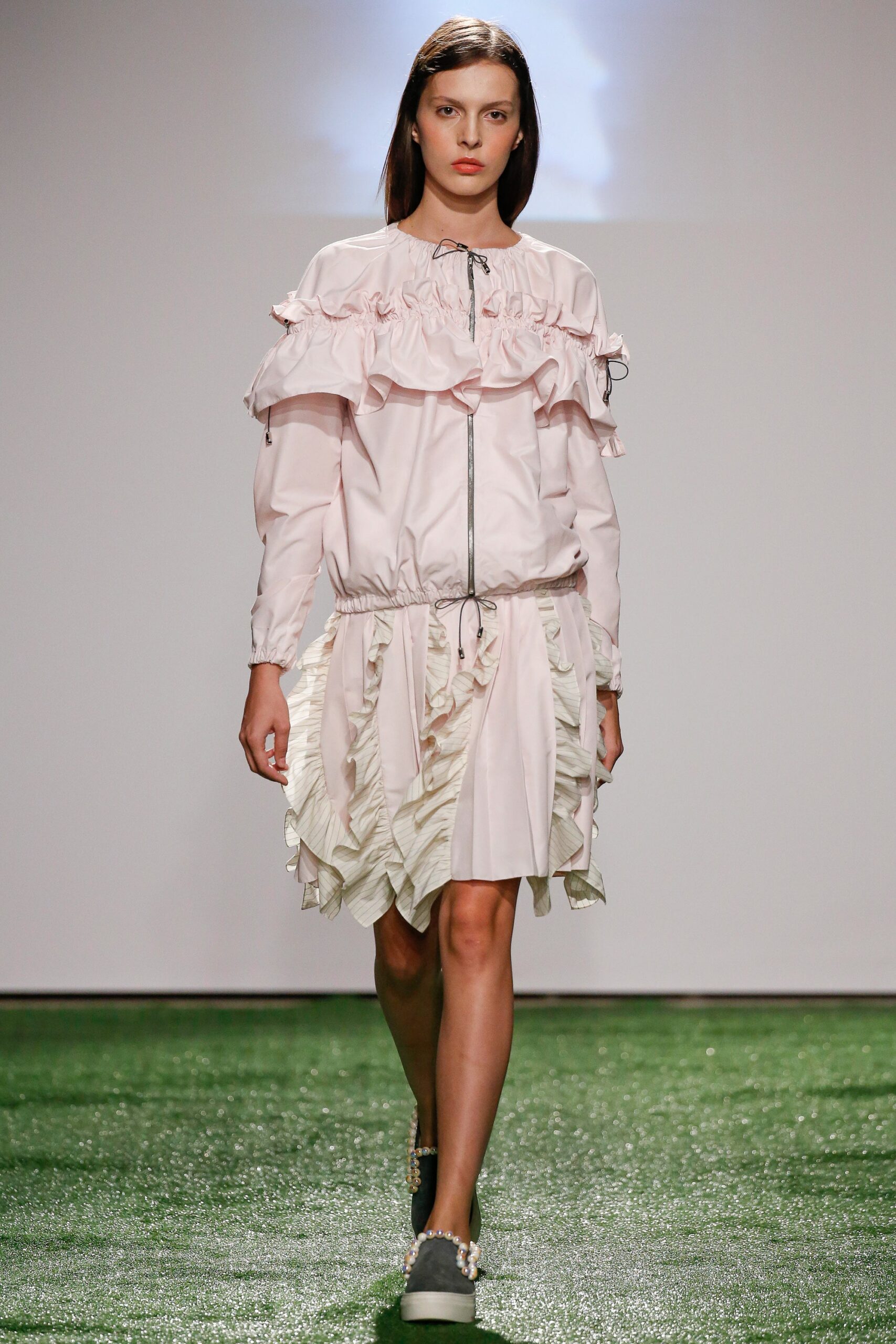 pink chiffon ruffled pleated flowing mini skirt