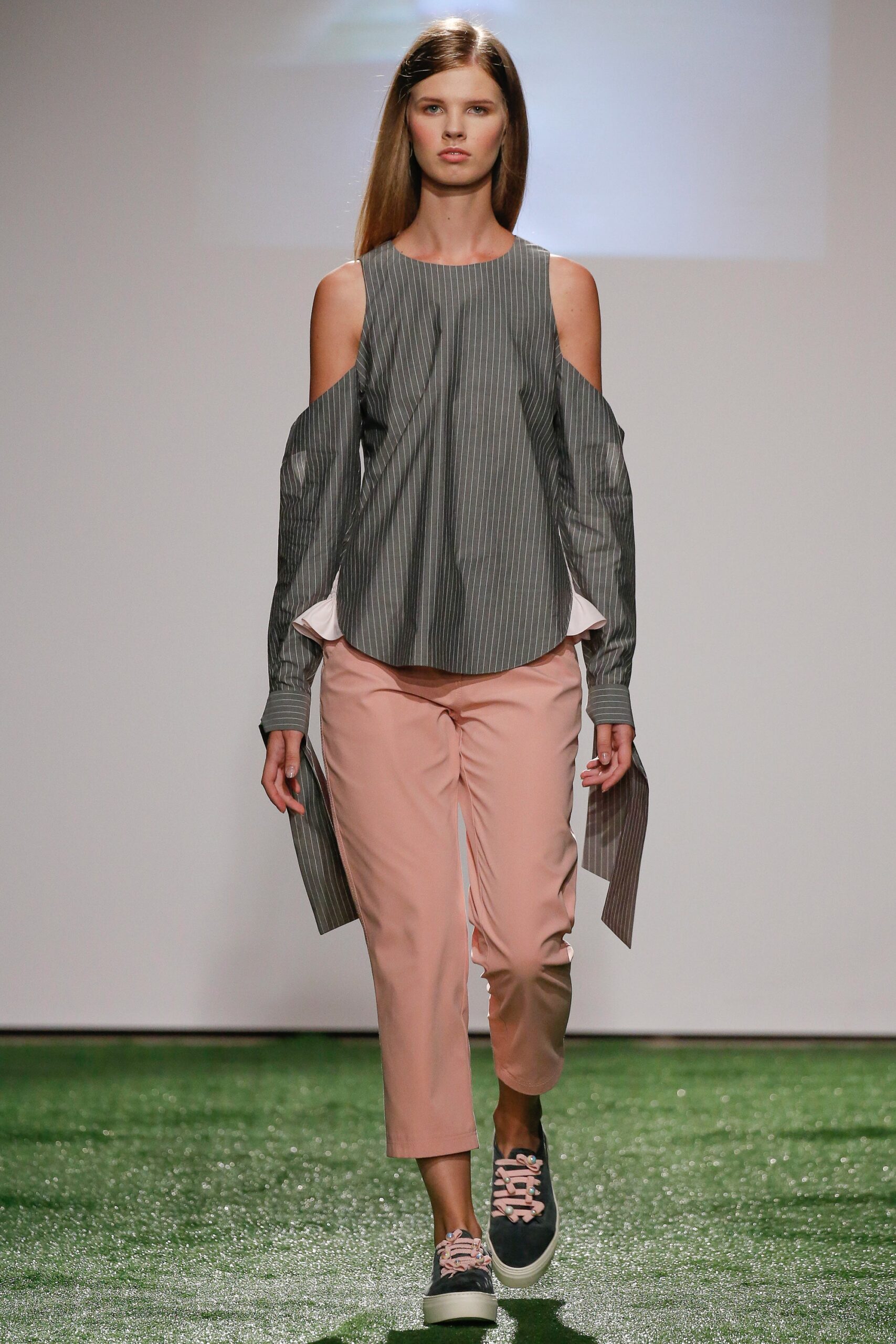 Anna K Kiev S/S 17 Look 128