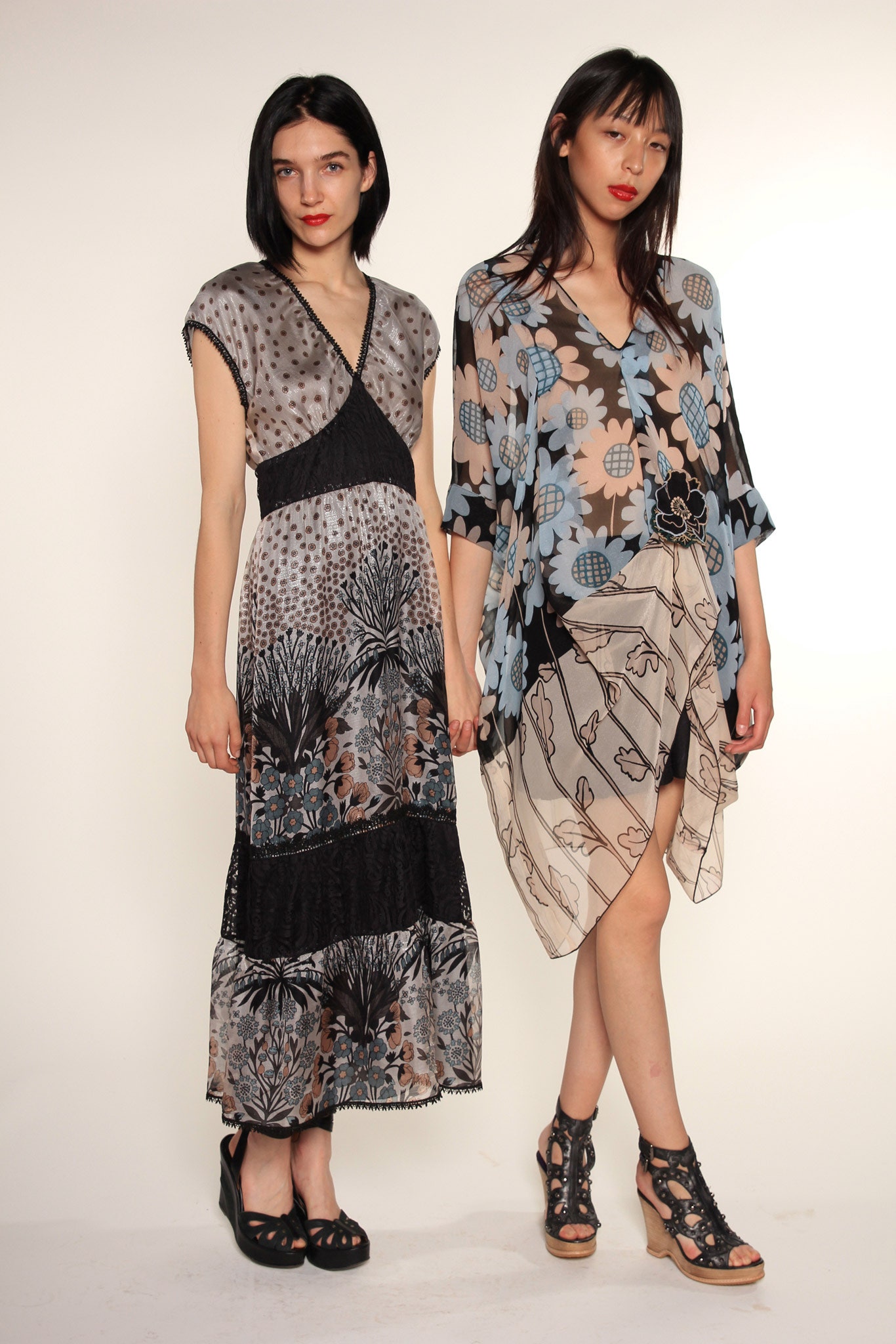 black chiffon short-sleeve v-neck relaxed draped flowing dress