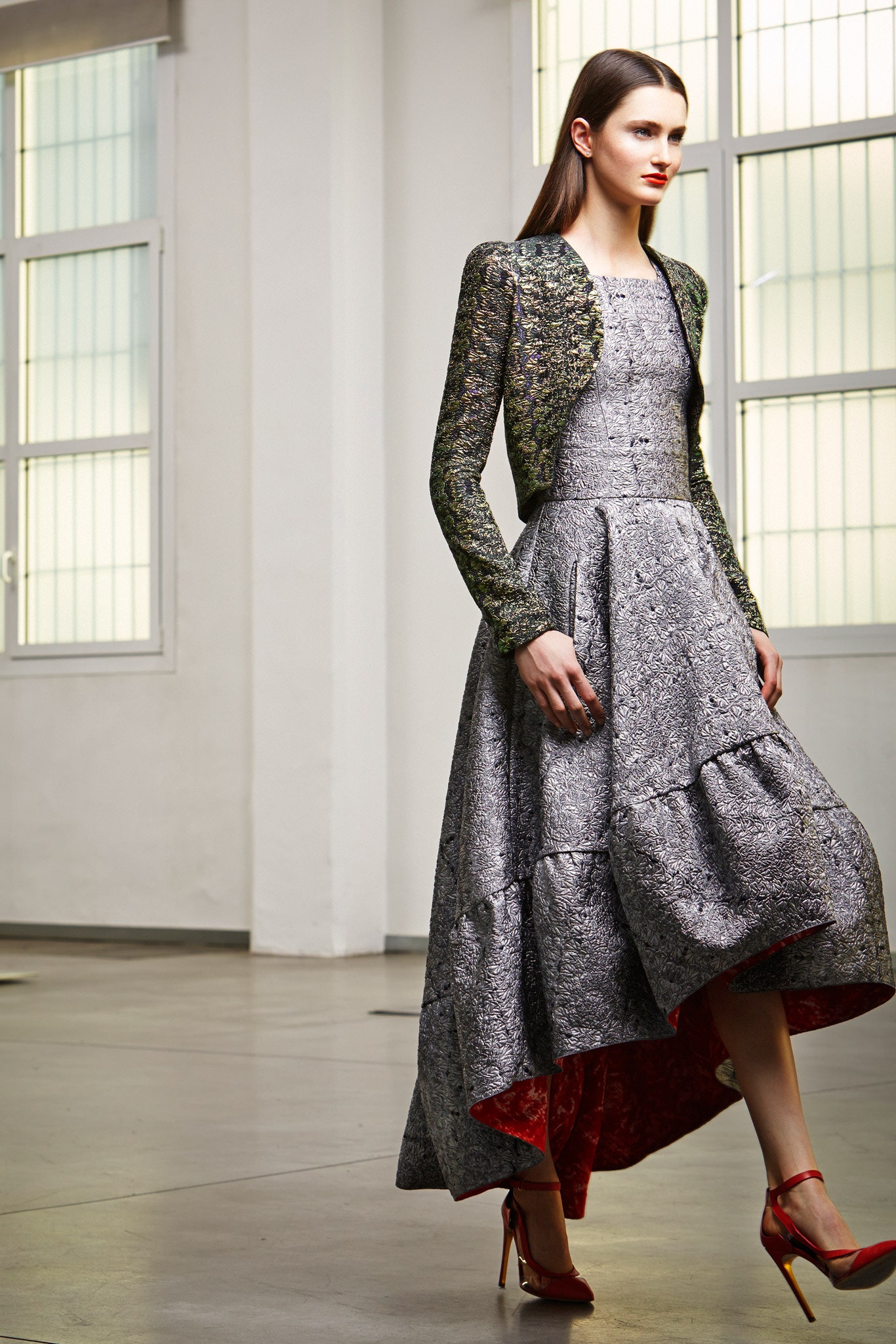 green silk long-sleeve collared tailored embroidered jacket