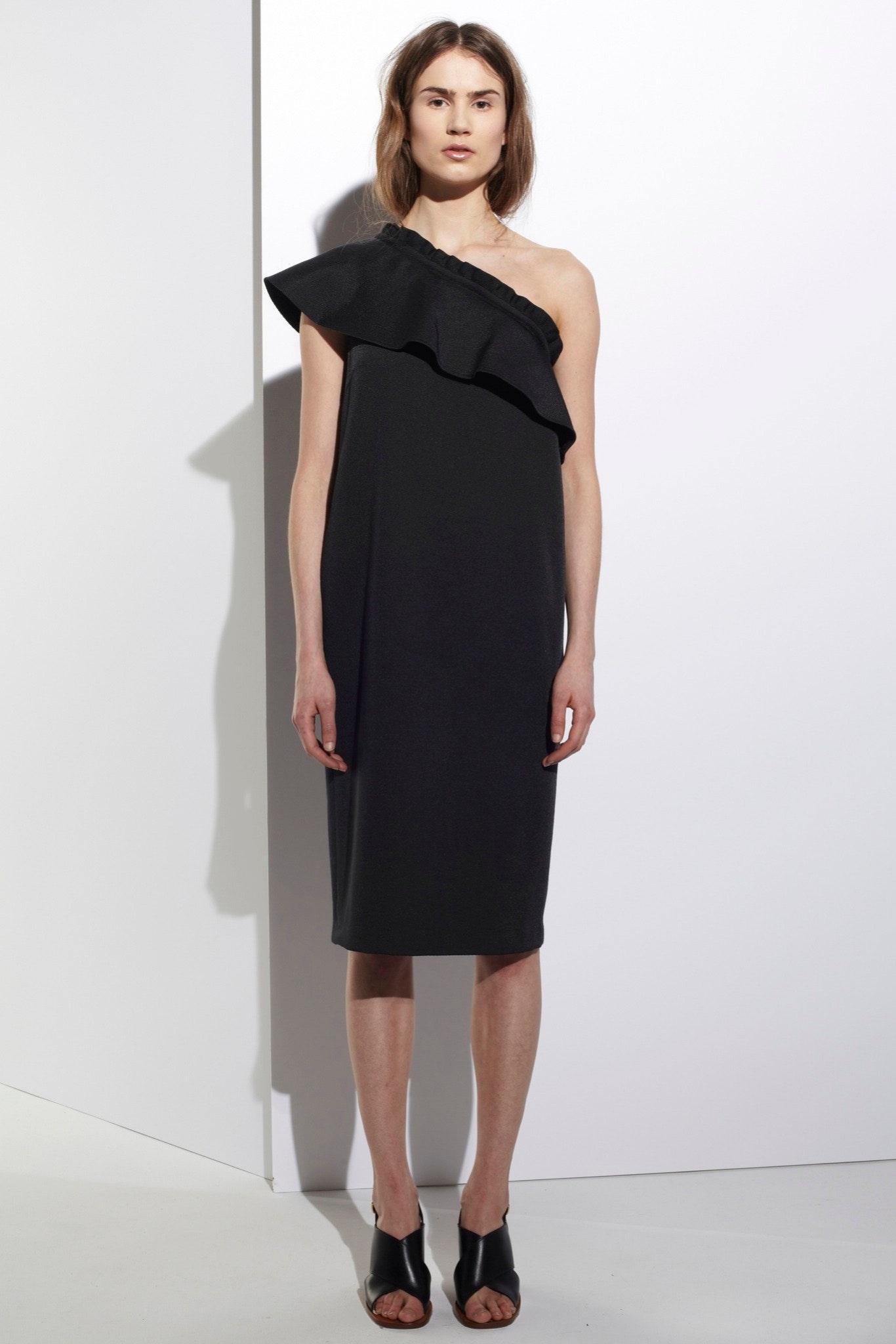 black fitted asymmetric dress