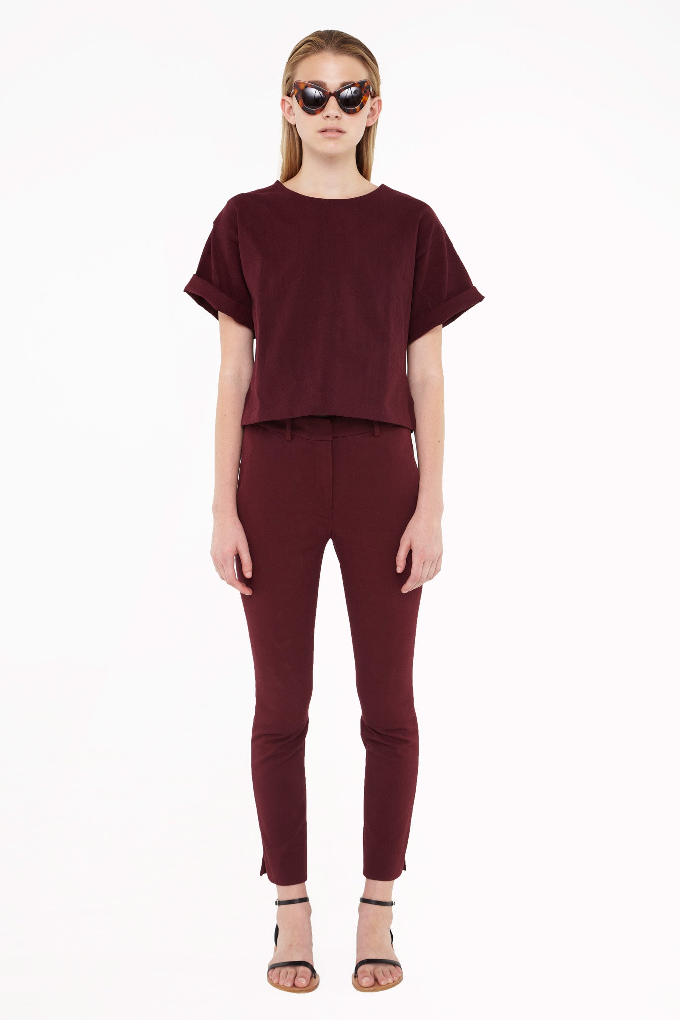 red cotton short-sleeve collared fitted cropped top