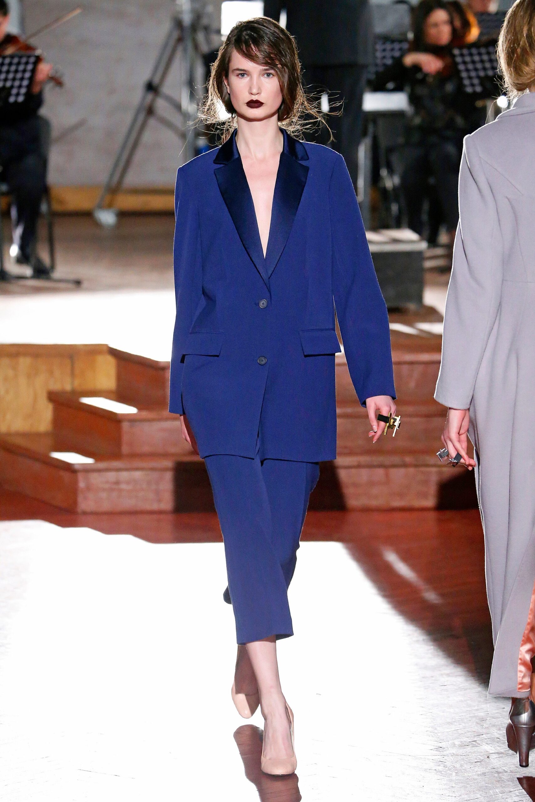 blue long-sleeve v-neck tailored buttoned suit