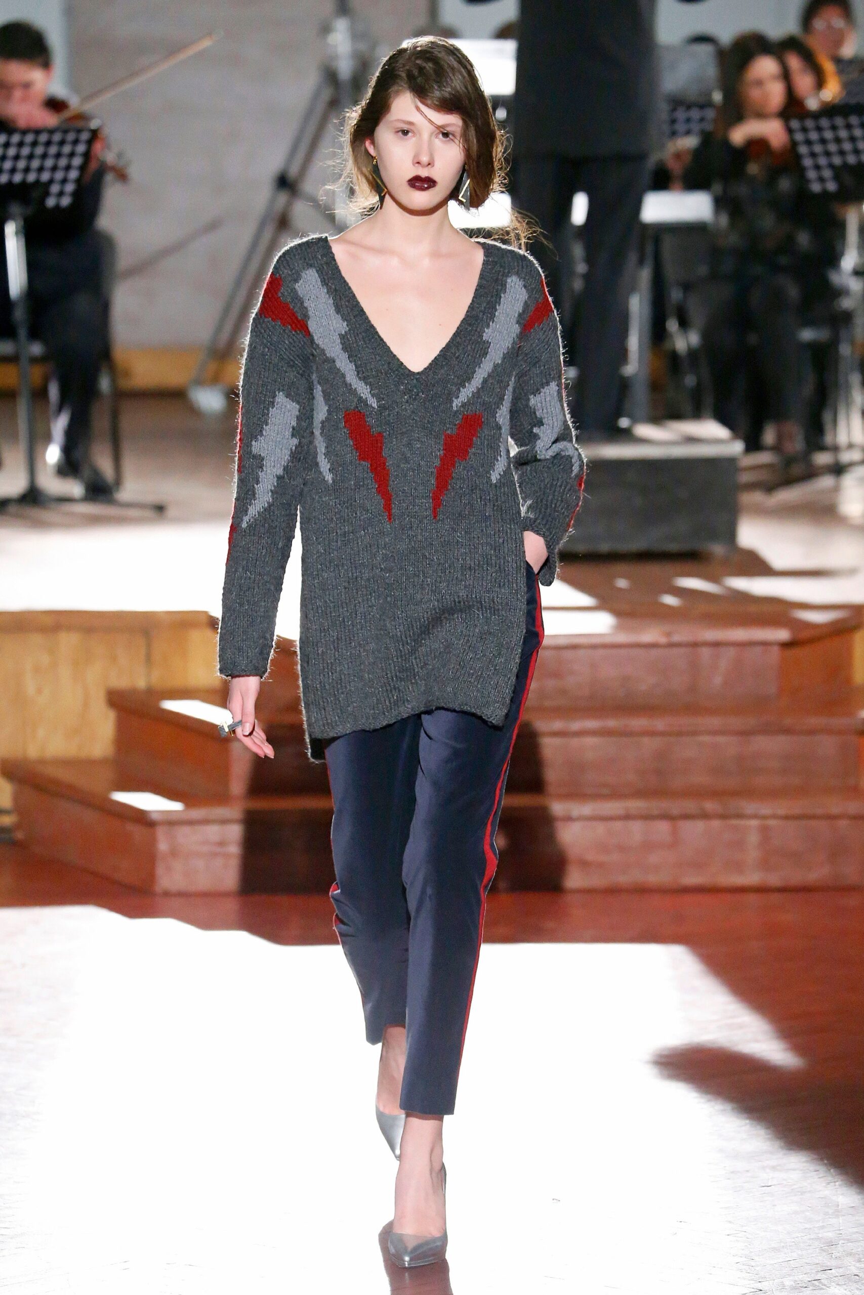 gray wool long-sleeve v-neck relaxed embroidered sweater